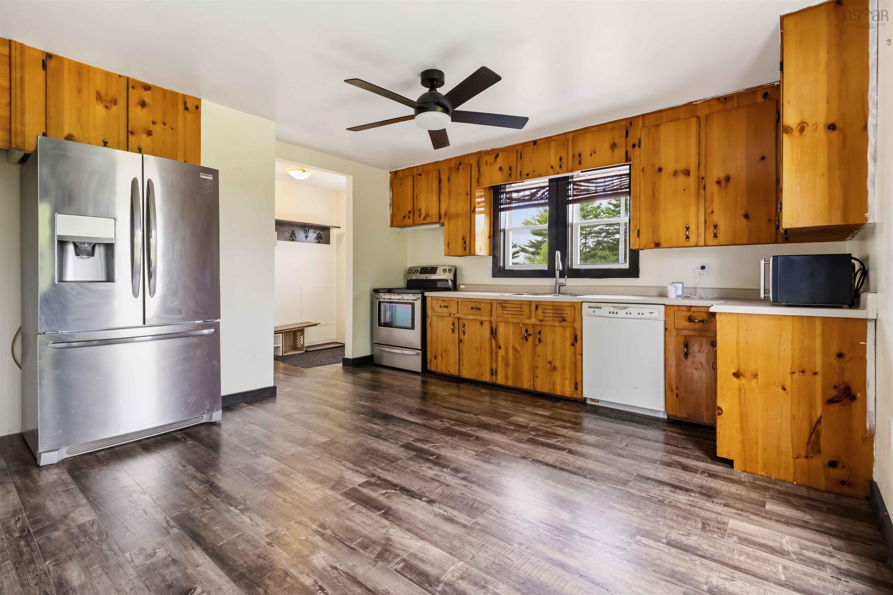 $293,900.00: 1055 Northfield Road, Northfield