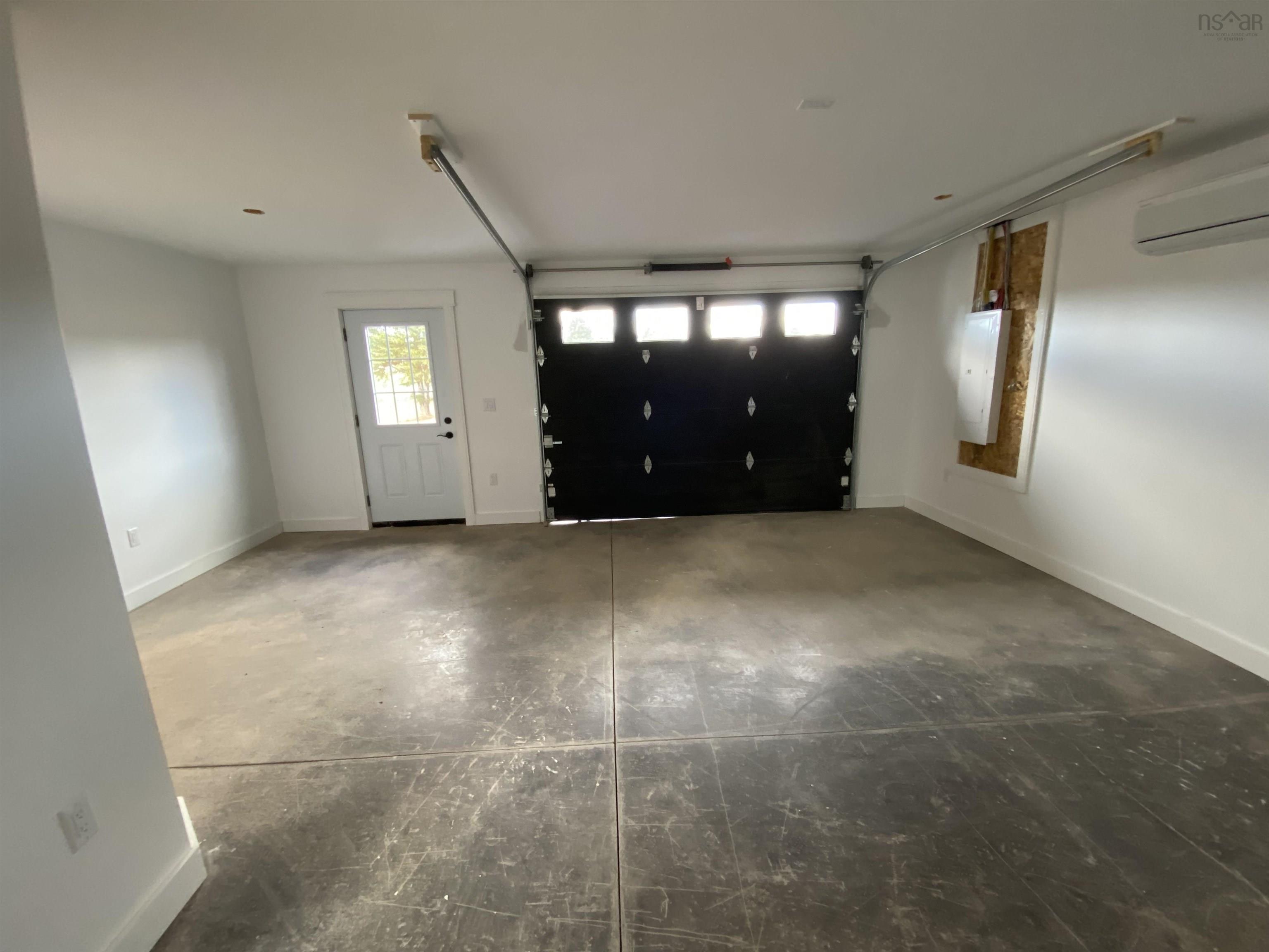 $414,900.00: 1882 Fox Harbour Road, Fox Harbour