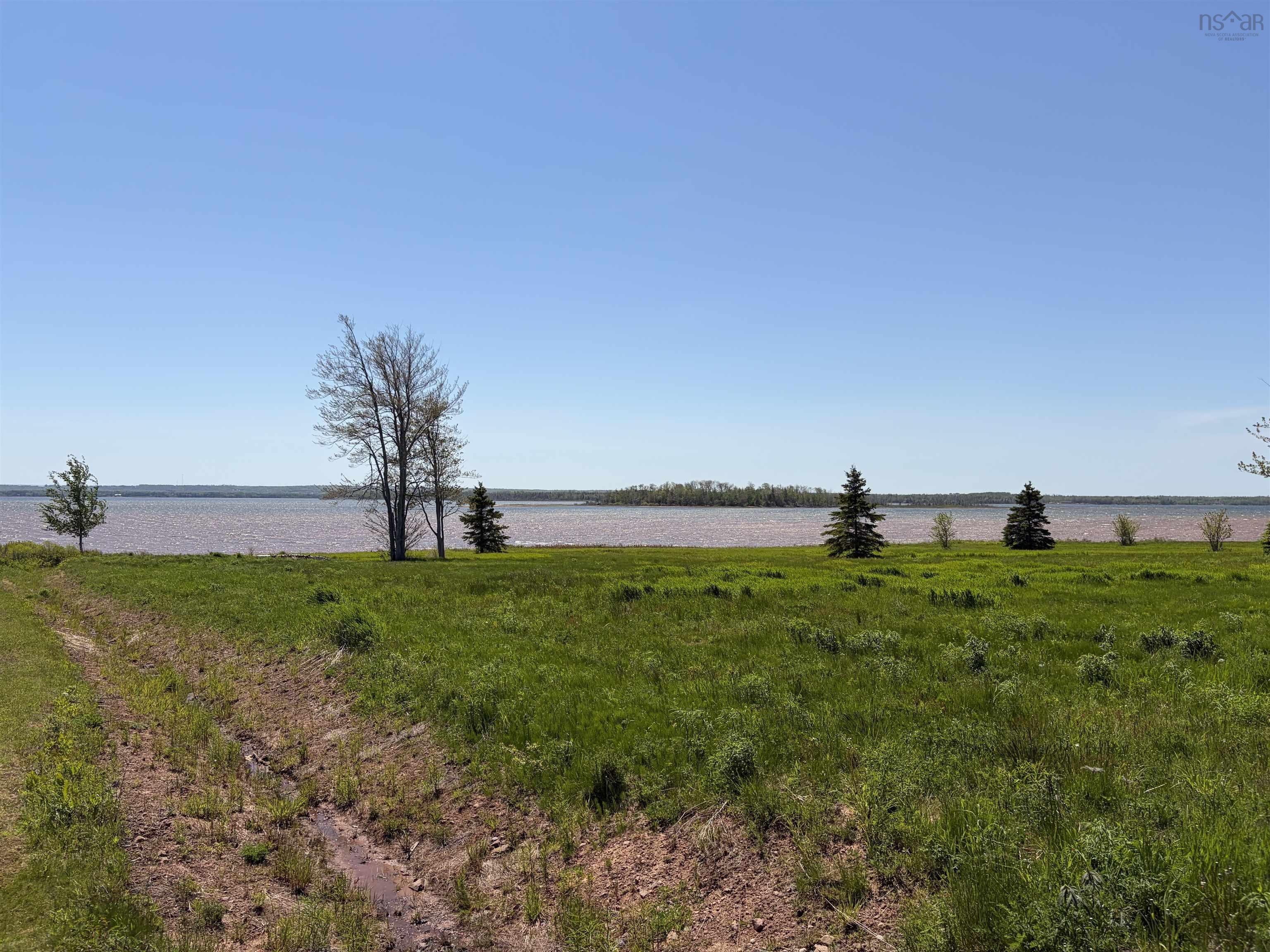 $414,900.00: 1882 Fox Harbour Road, Fox Harbour