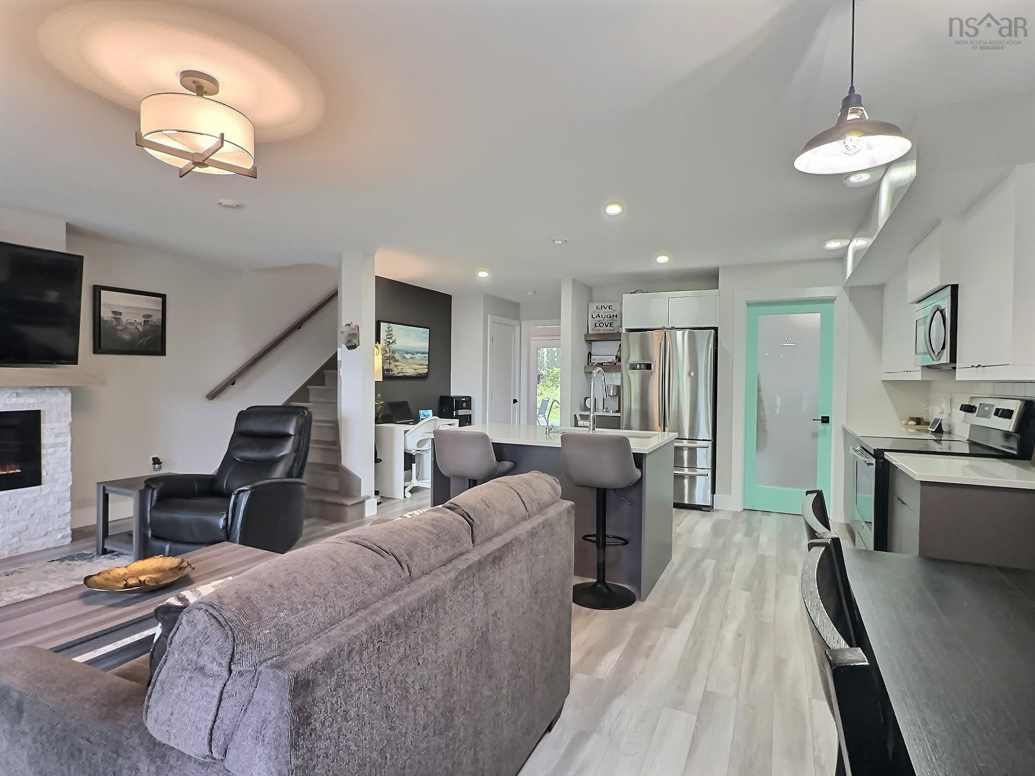 $439,999.00: 1 199 A Stewart Road, Shortts Lake
