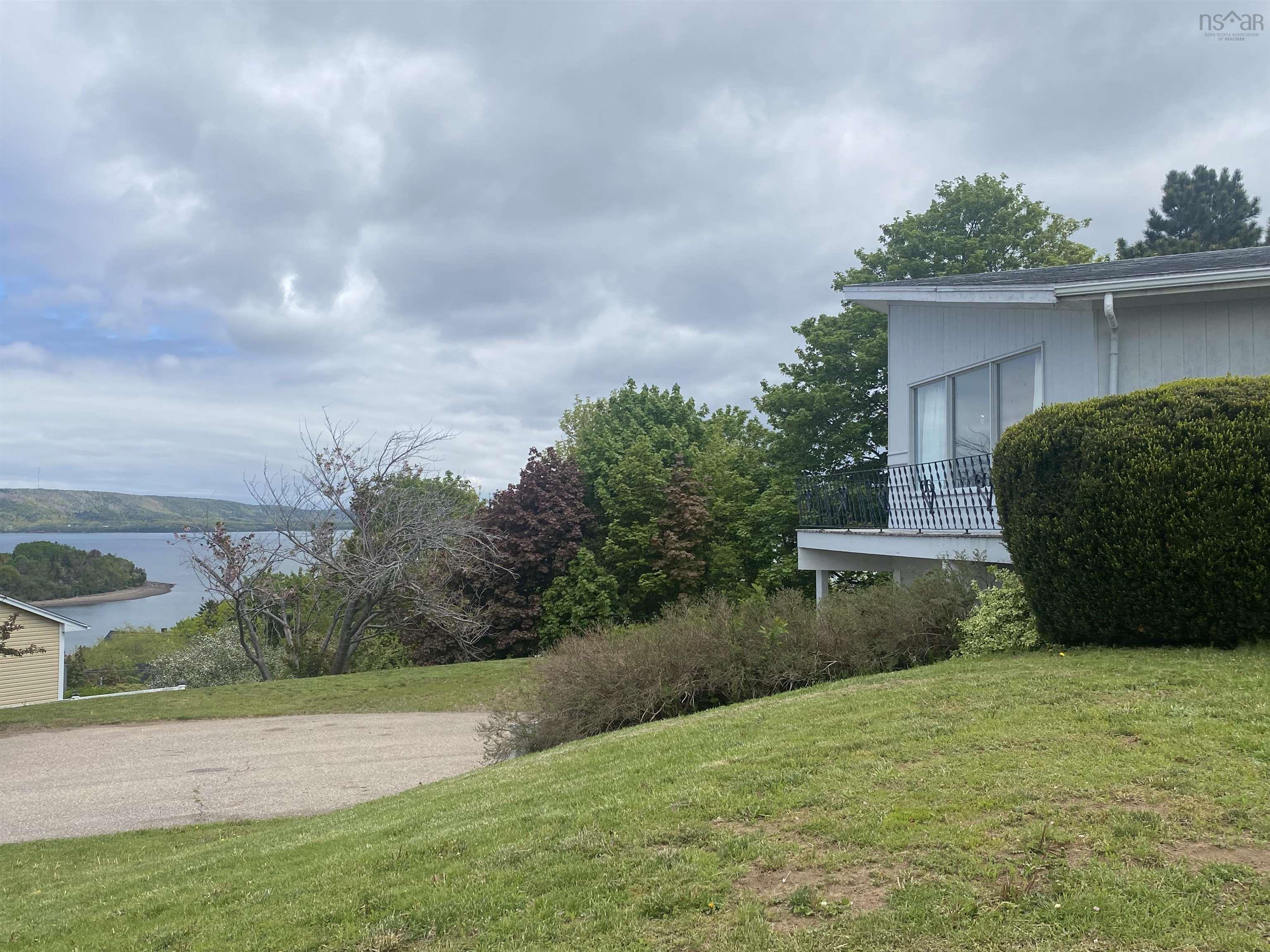 $525,000.00: 190 Third Avenue, Digby