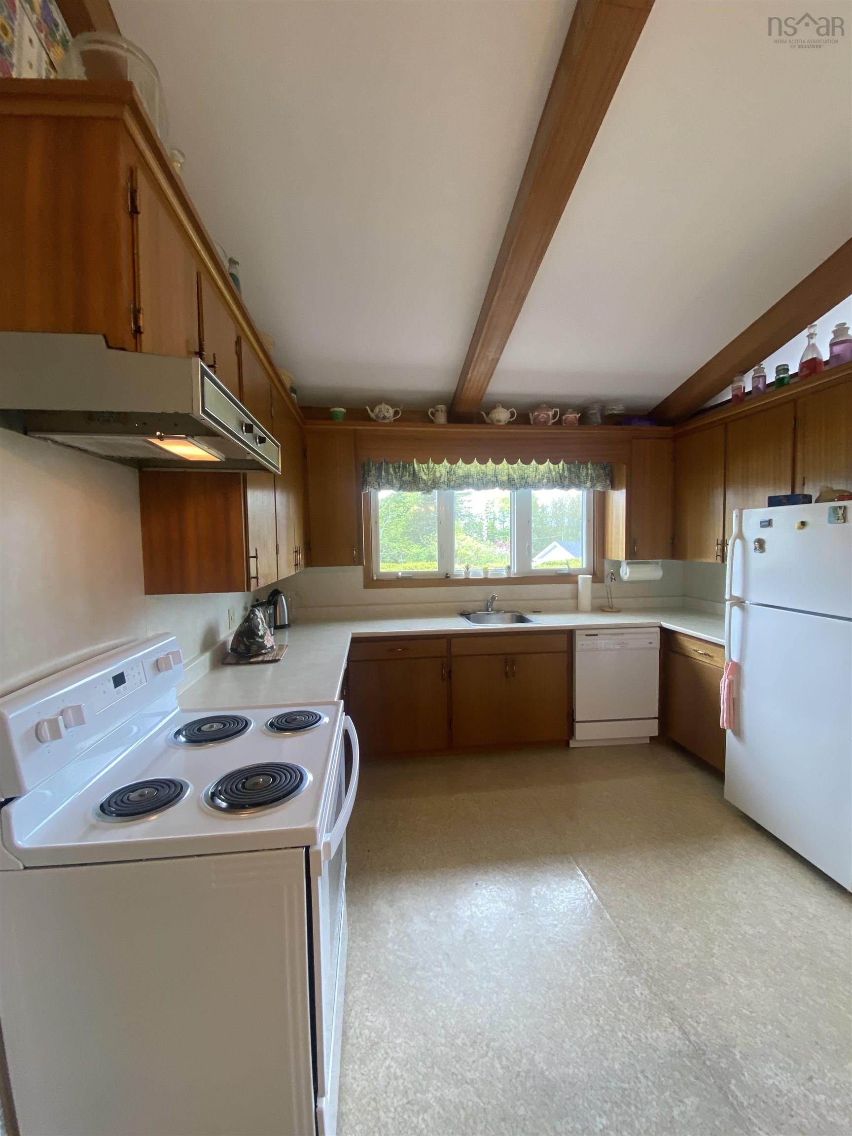 $525,000.00: 190 Third Avenue, Digby