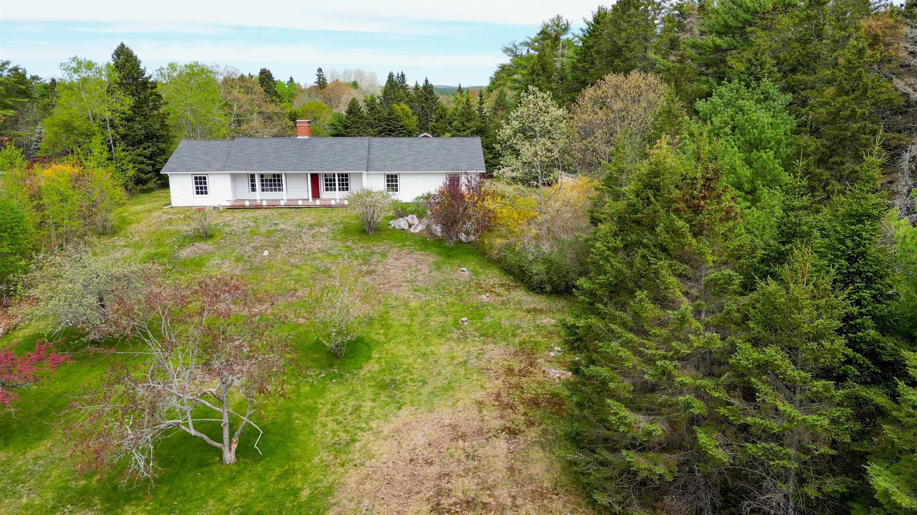 $1,700,000.00: 41 Eisnor Road, Marriotts Cove