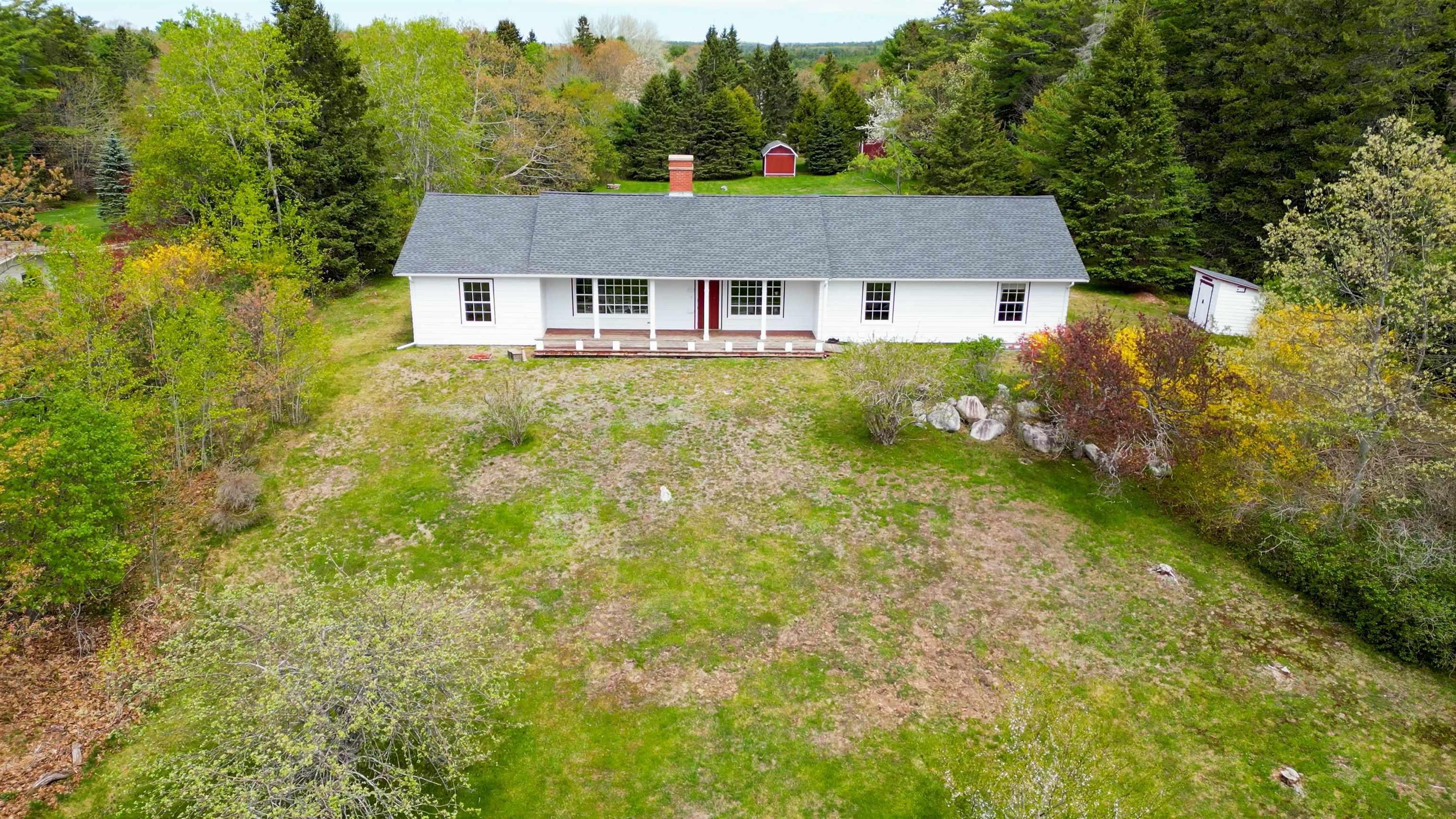 $1,700,000.00: 41 Eisnor Road, Marriotts Cove
