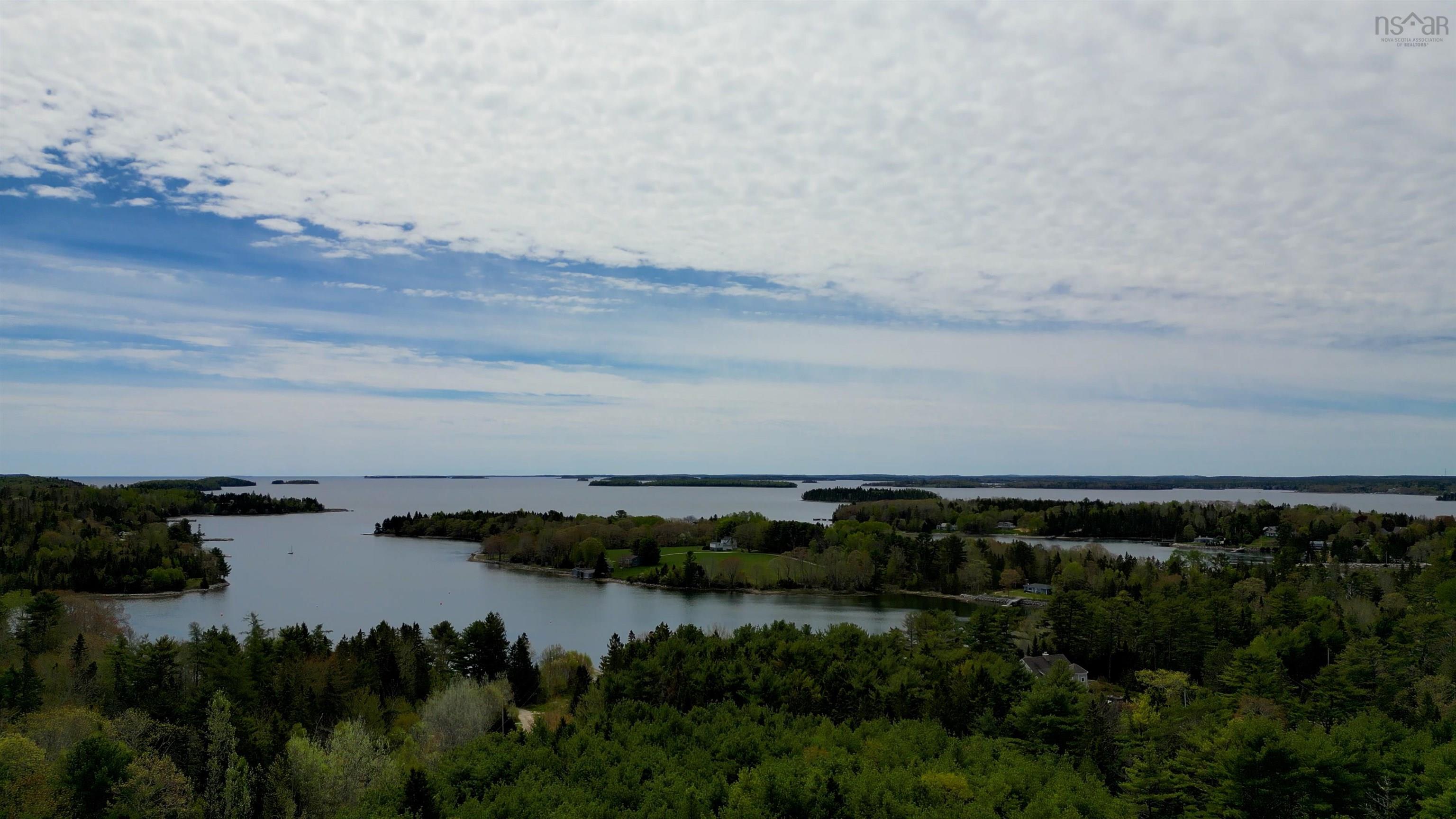 $1,700,000.00: 41 Eisnor Road, Marriotts Cove