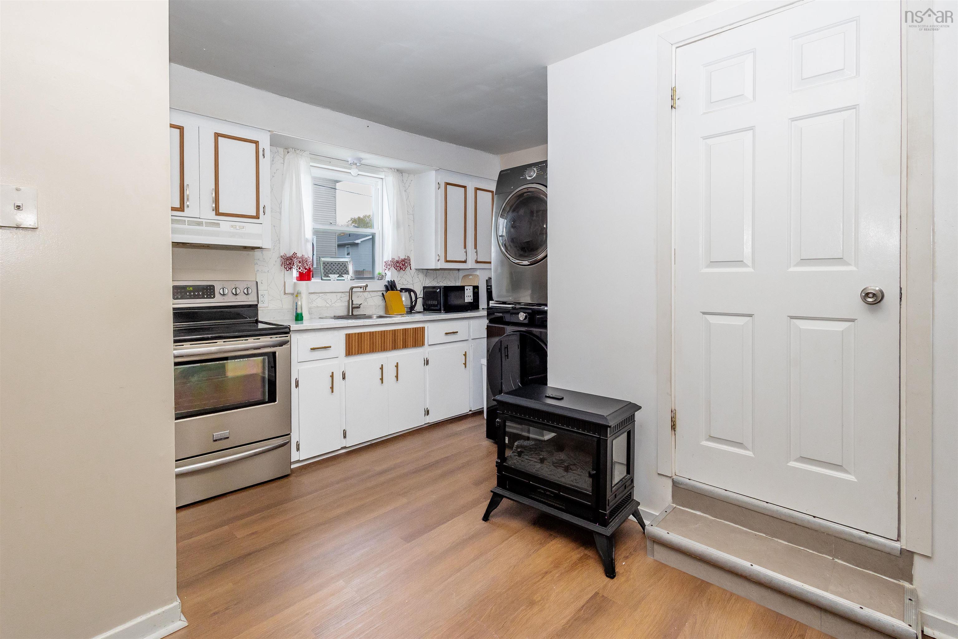 $189,900.00: 14 Catherine Street, North Sydney
