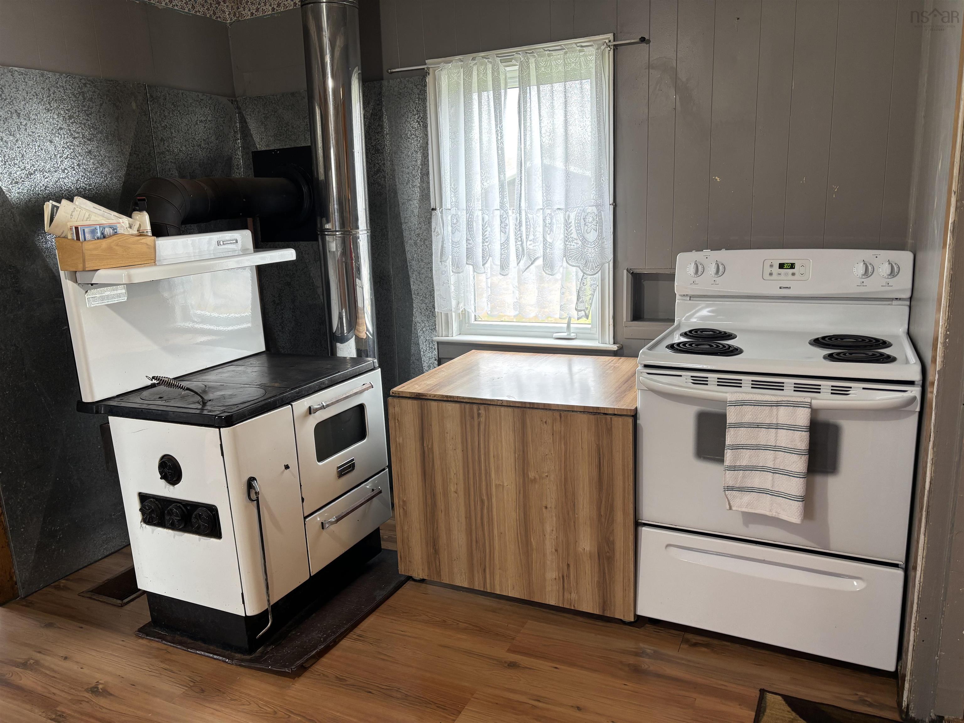 $59,900.00: 42 George Street, Sydney Mines