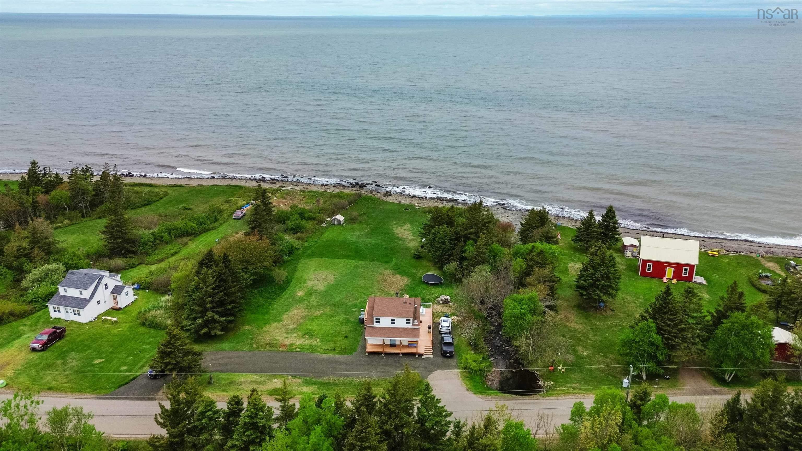 $525,000.00: 6911 Shore Rd West Road, Phinneys Cove