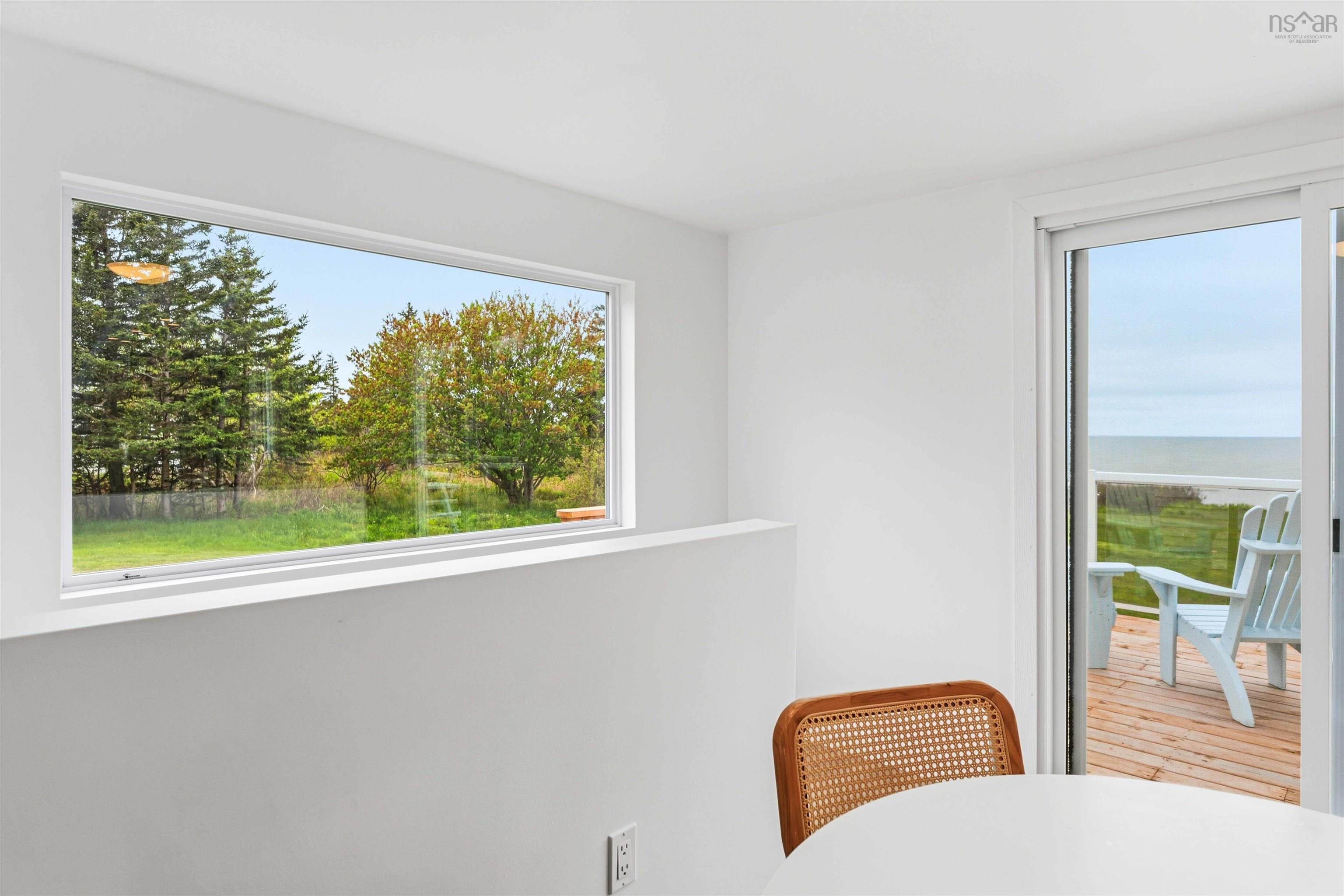 $525,000.00: 6911 Shore Rd West Road, Phinneys Cove