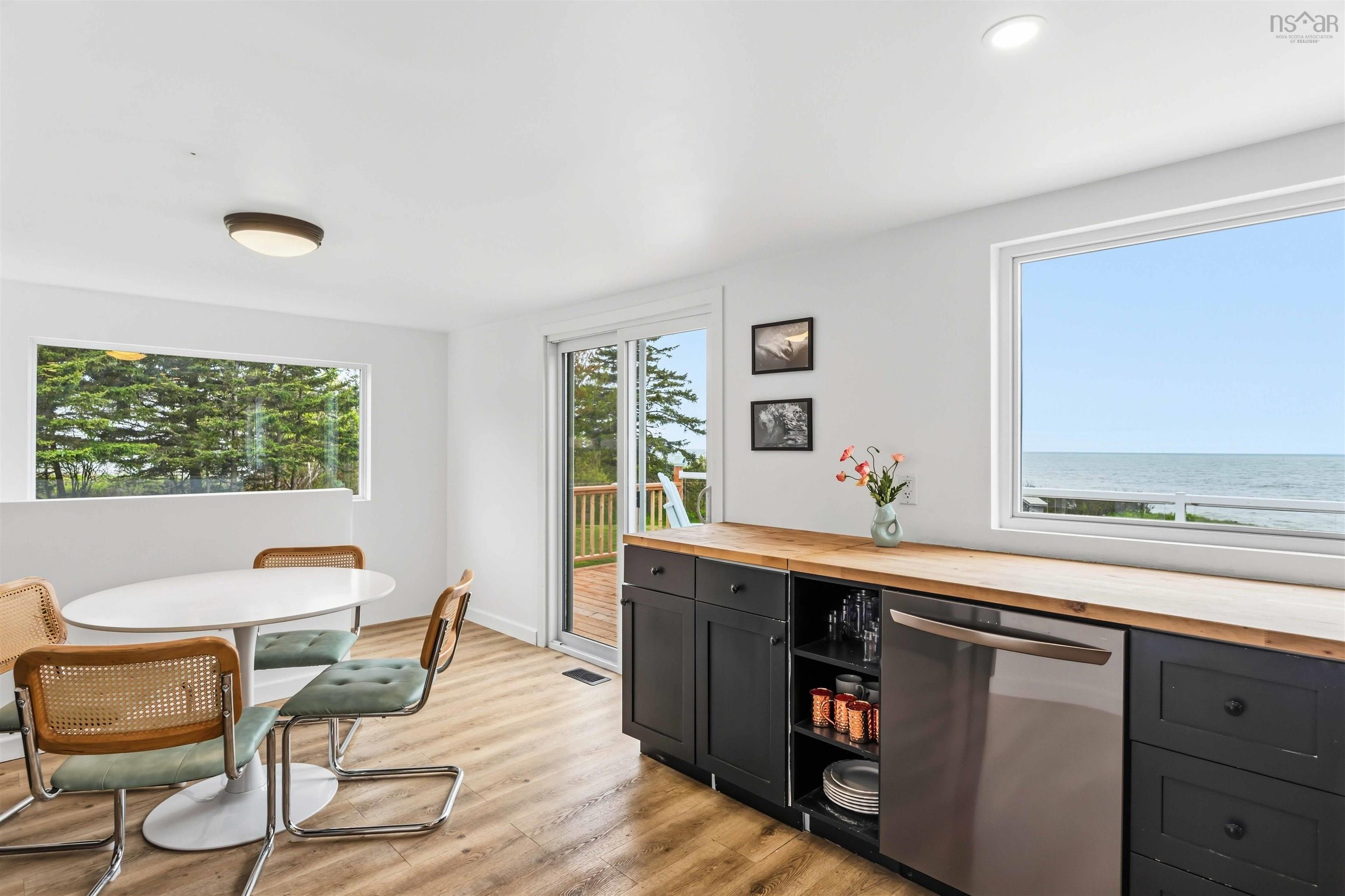 $525,000.00: 6911 Shore Rd West Road, Phinneys Cove