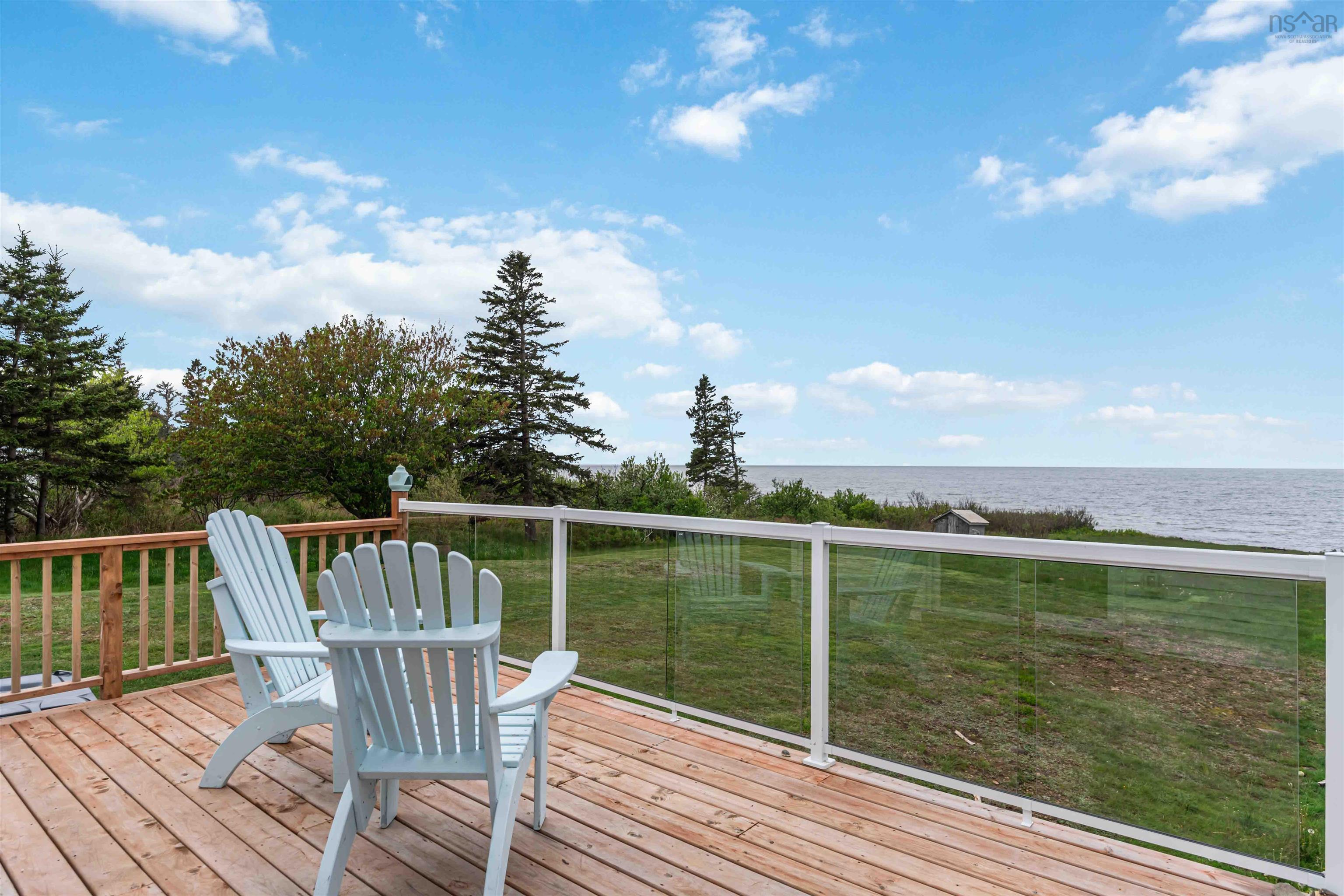 $525,000.00: 6911 Shore Rd West Road, Phinneys Cove