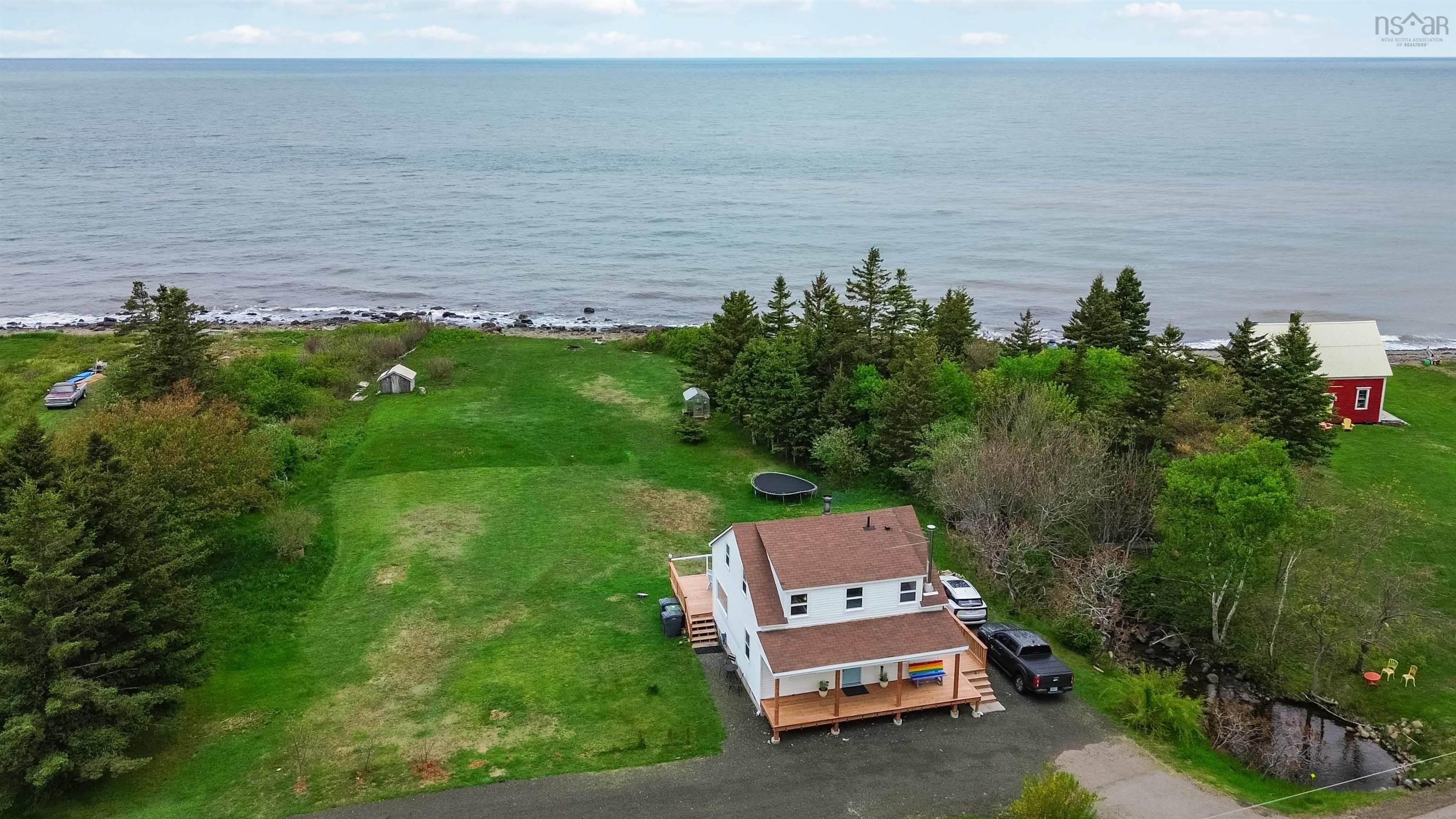 $525,000.00: 6911 Shore Rd West Road, Phinneys Cove