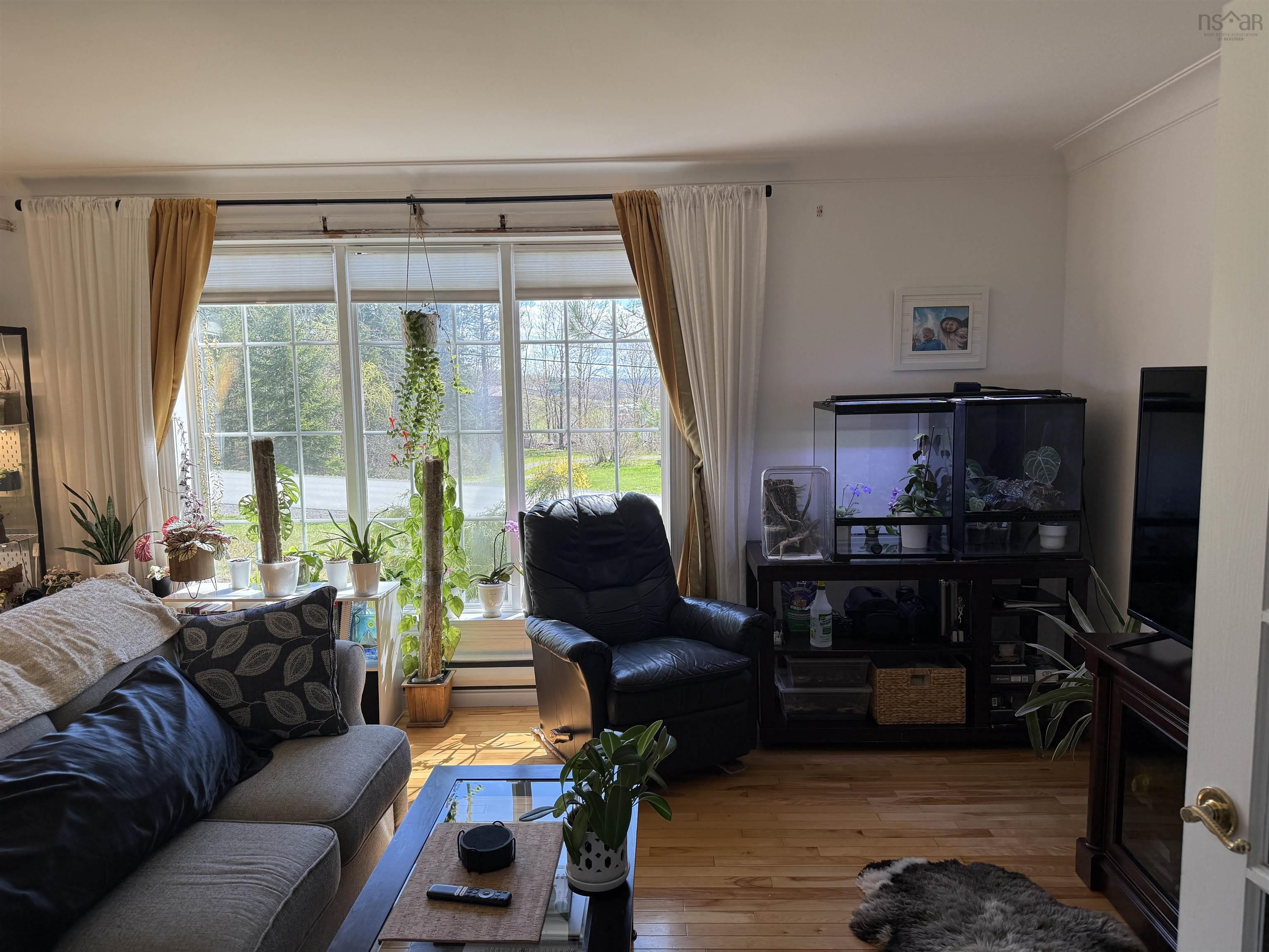 $350,000.00: 39 Munroe Ave Extension, Westville Road