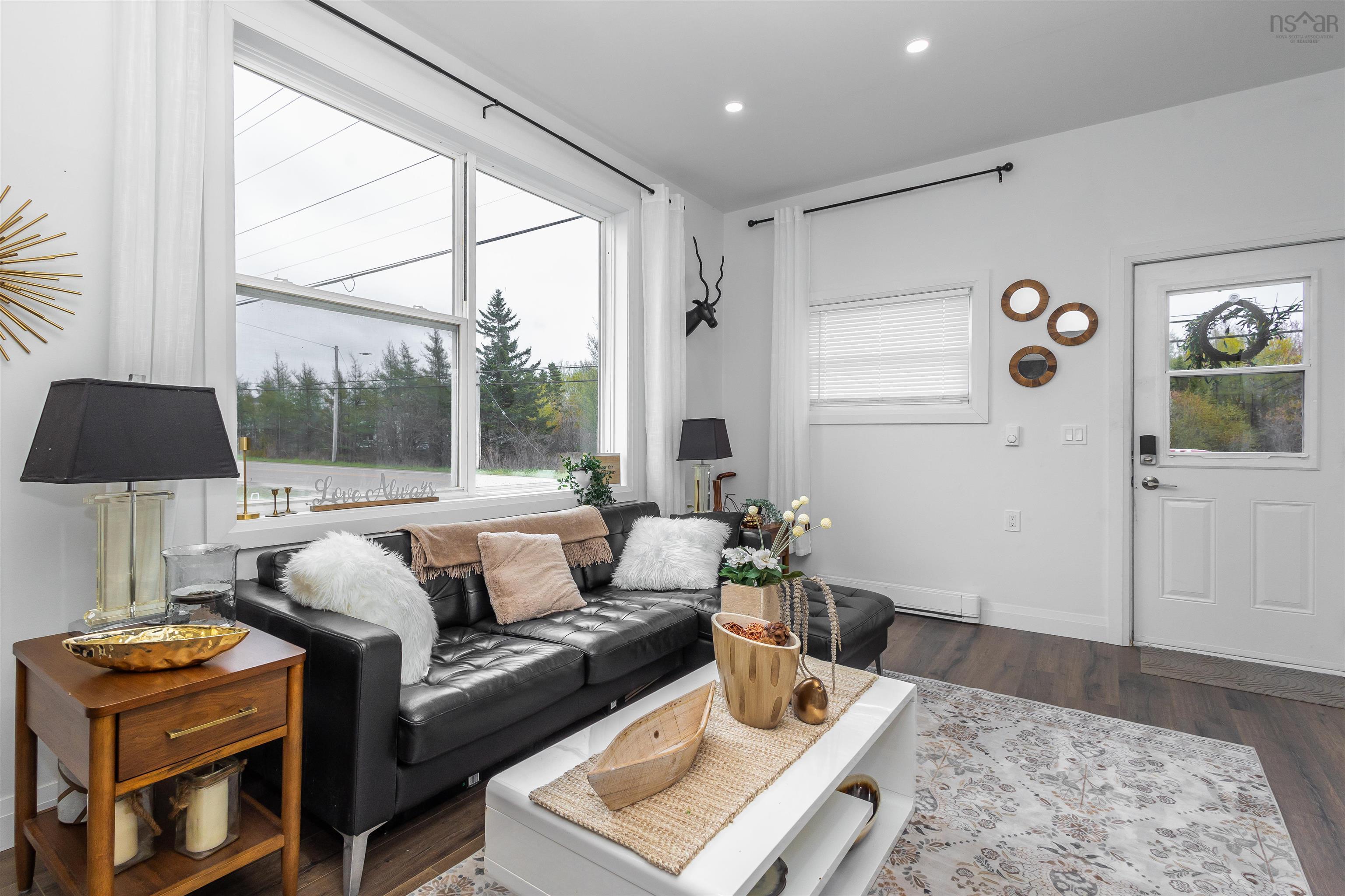 $259,900.00: 3749 New Waterford Highway, New Victoria