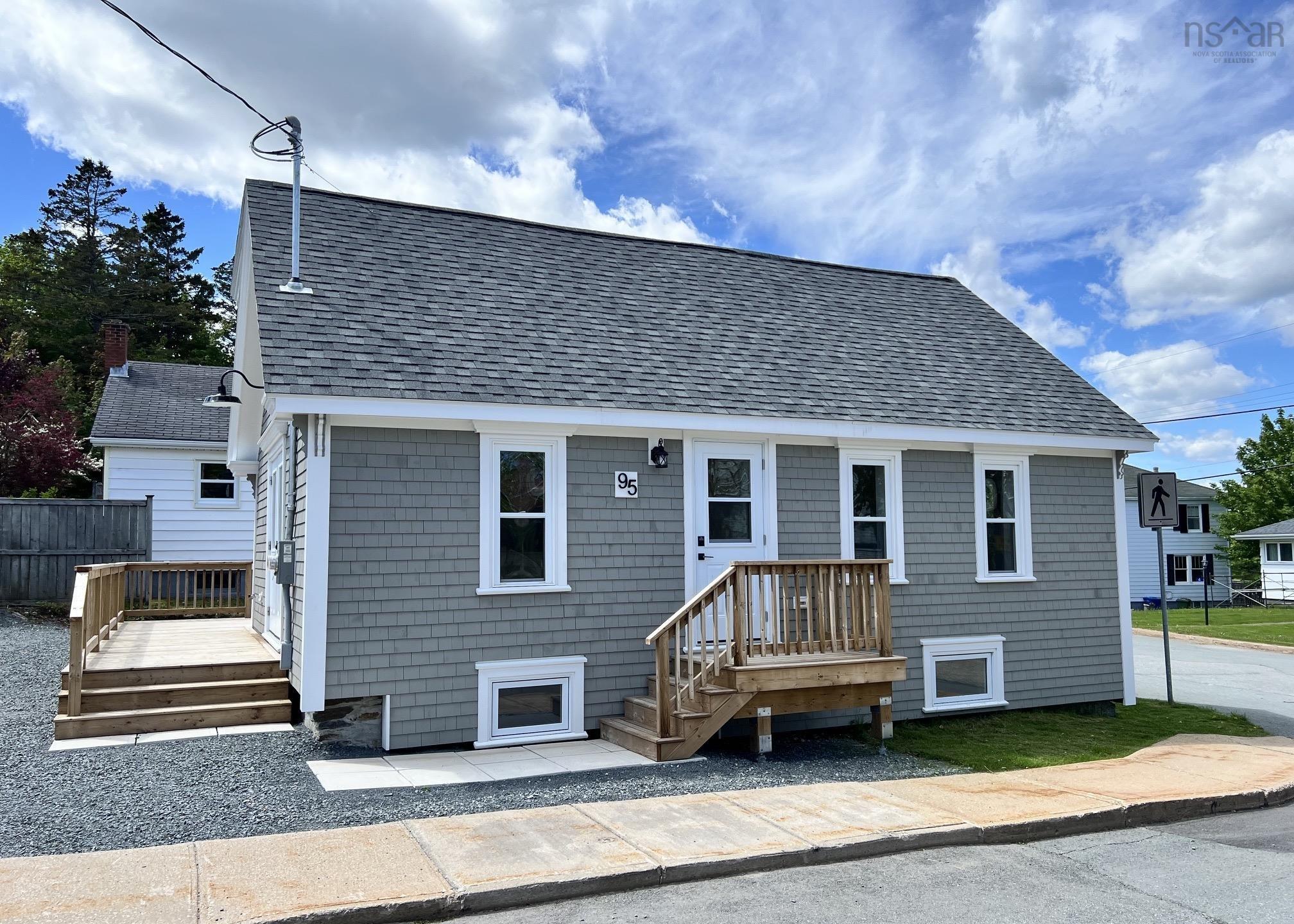 $599,000.00: 95 Cornwallis Street, Lunenburg