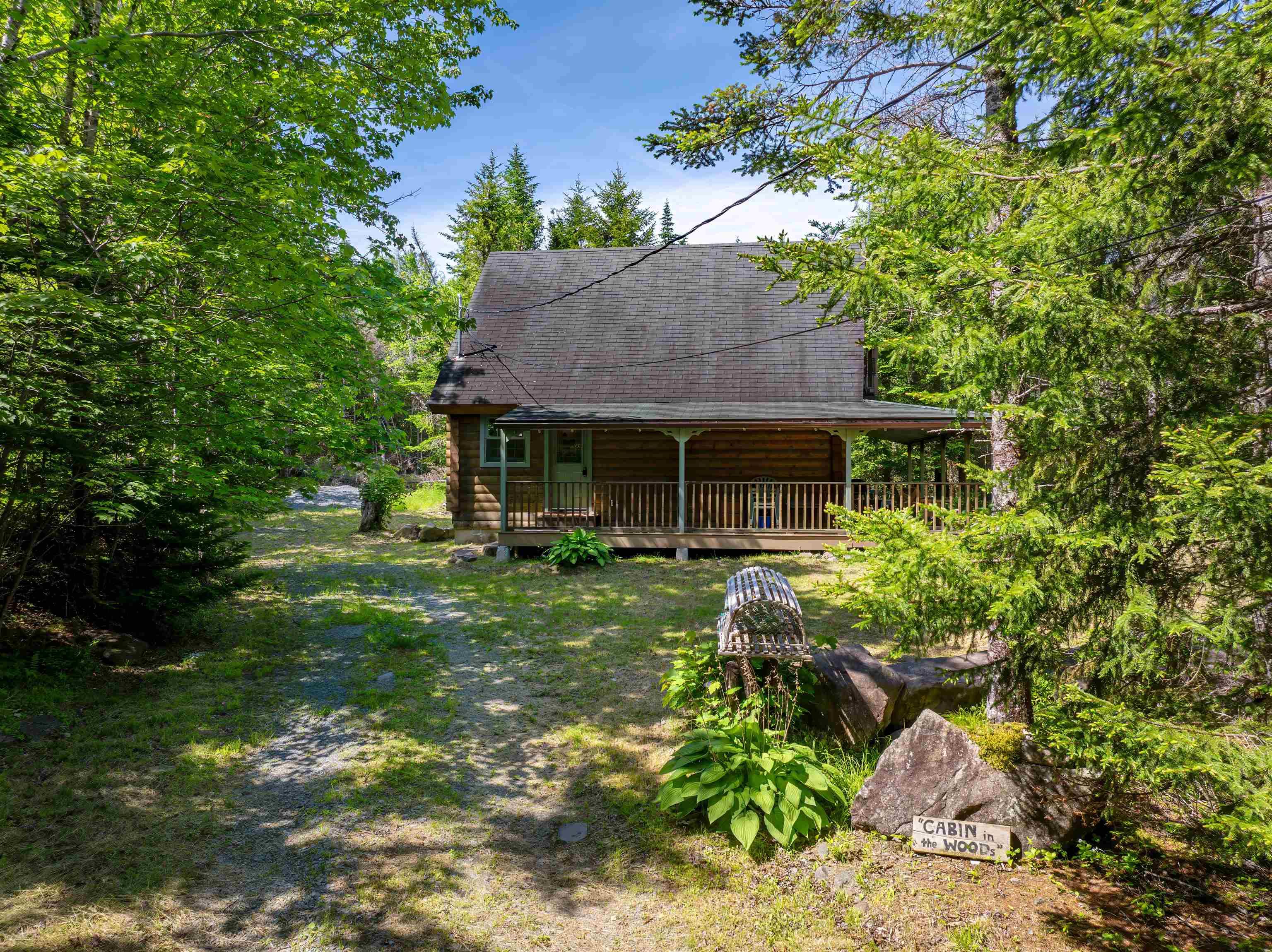 $419,900.00: 4859 224 Highway, Pleasant Valley