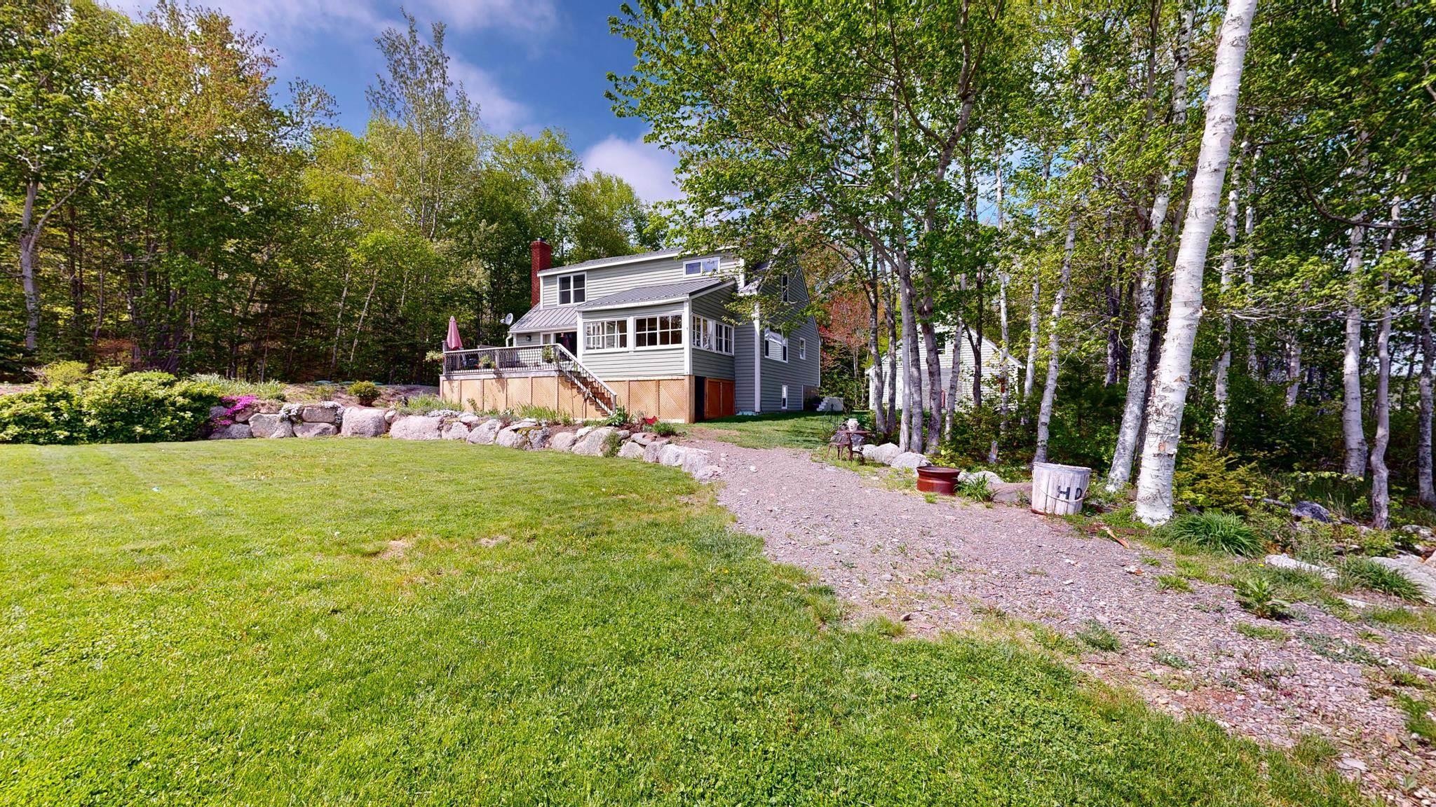 $699,900.00: 530 Methals Road, Black River Lake