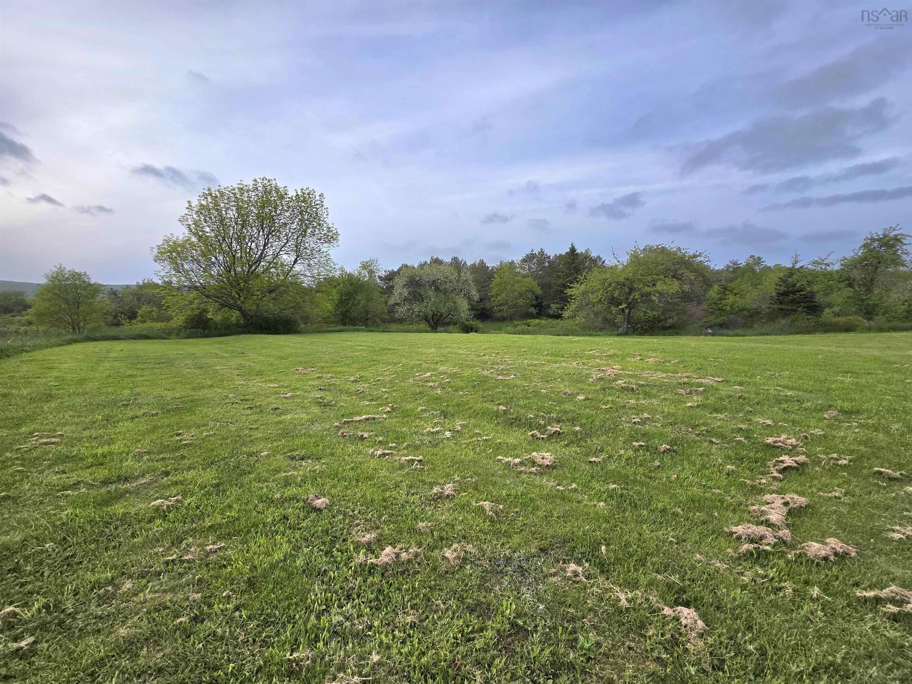 $299,900.00: 3321 Highway 201, Centrelea