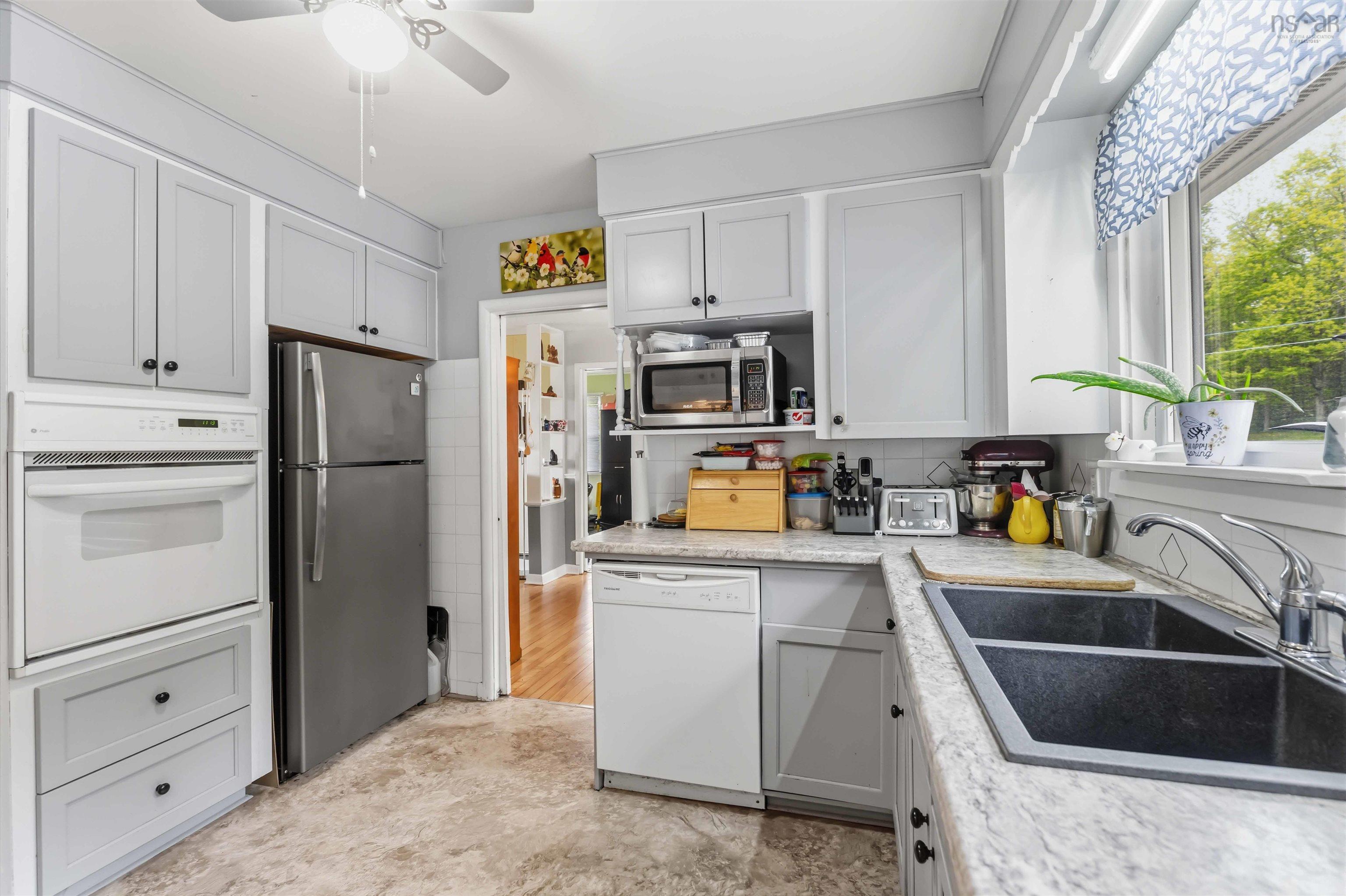 $289,000.00: 700 Highway 1, Deep Brook