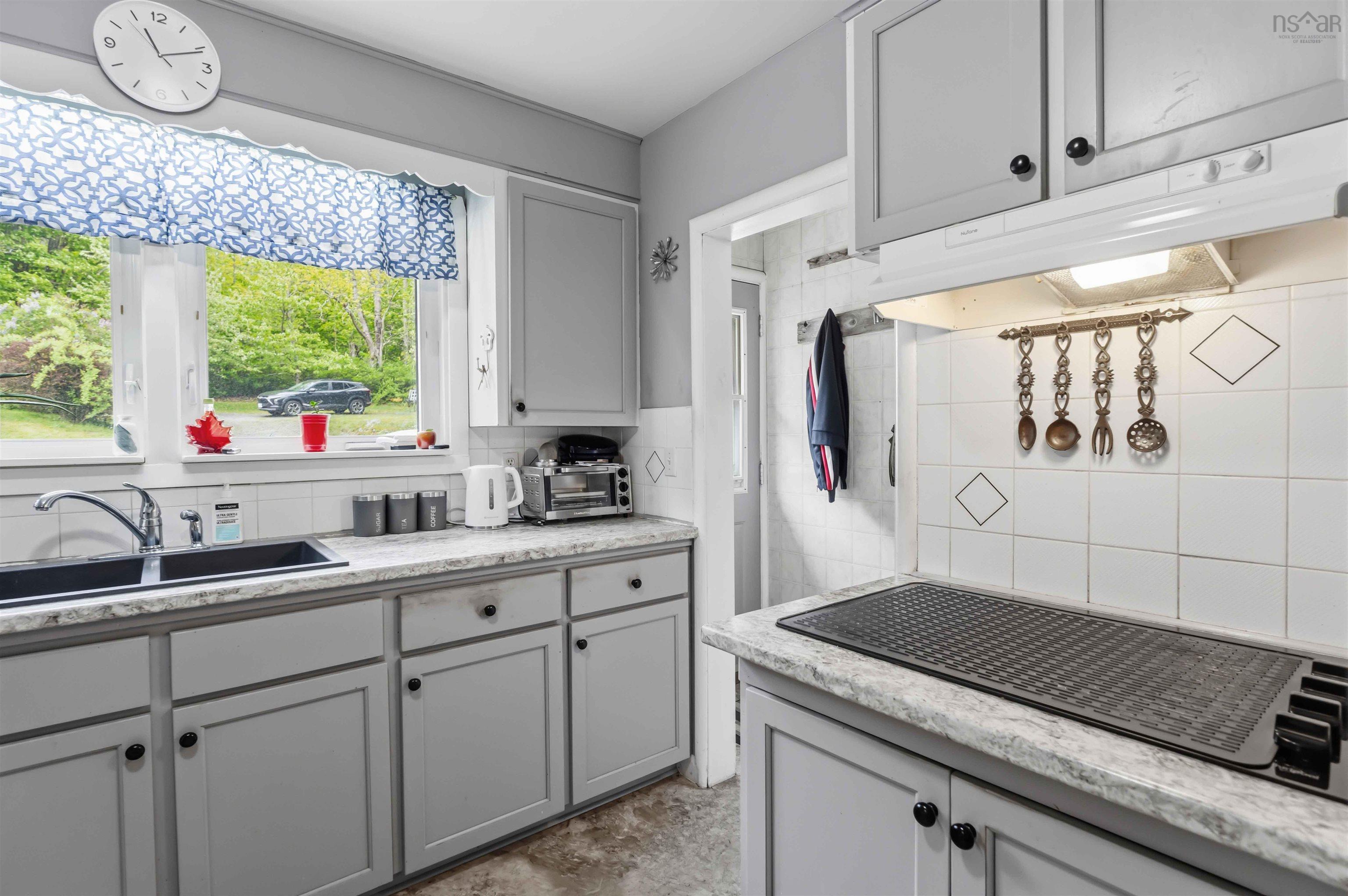 $289,000.00: 700 Highway 1, Deep Brook