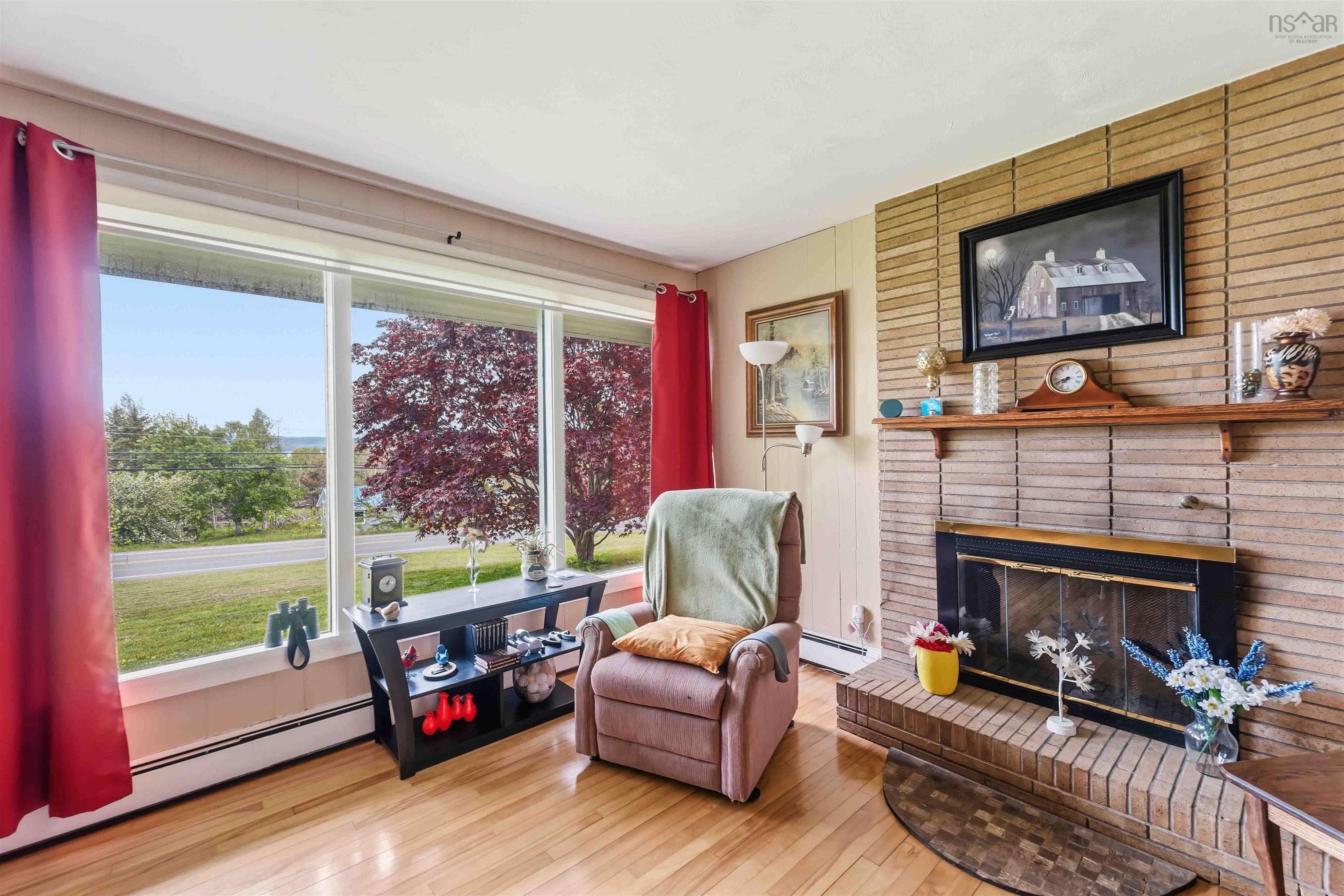 $289,000.00: 700 Highway 1, Deep Brook
