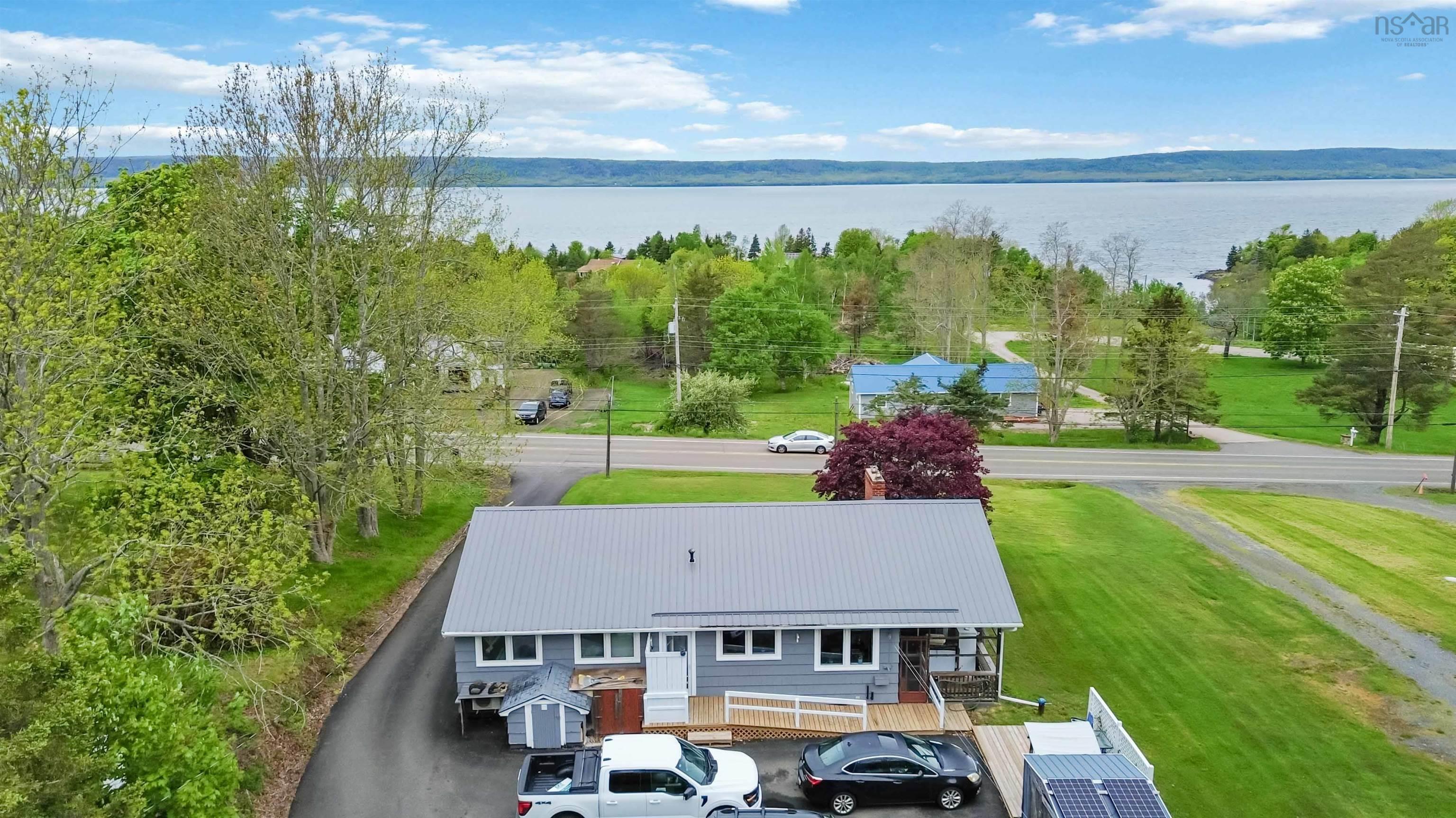 $289,000.00: 700 Highway 1, Deep Brook