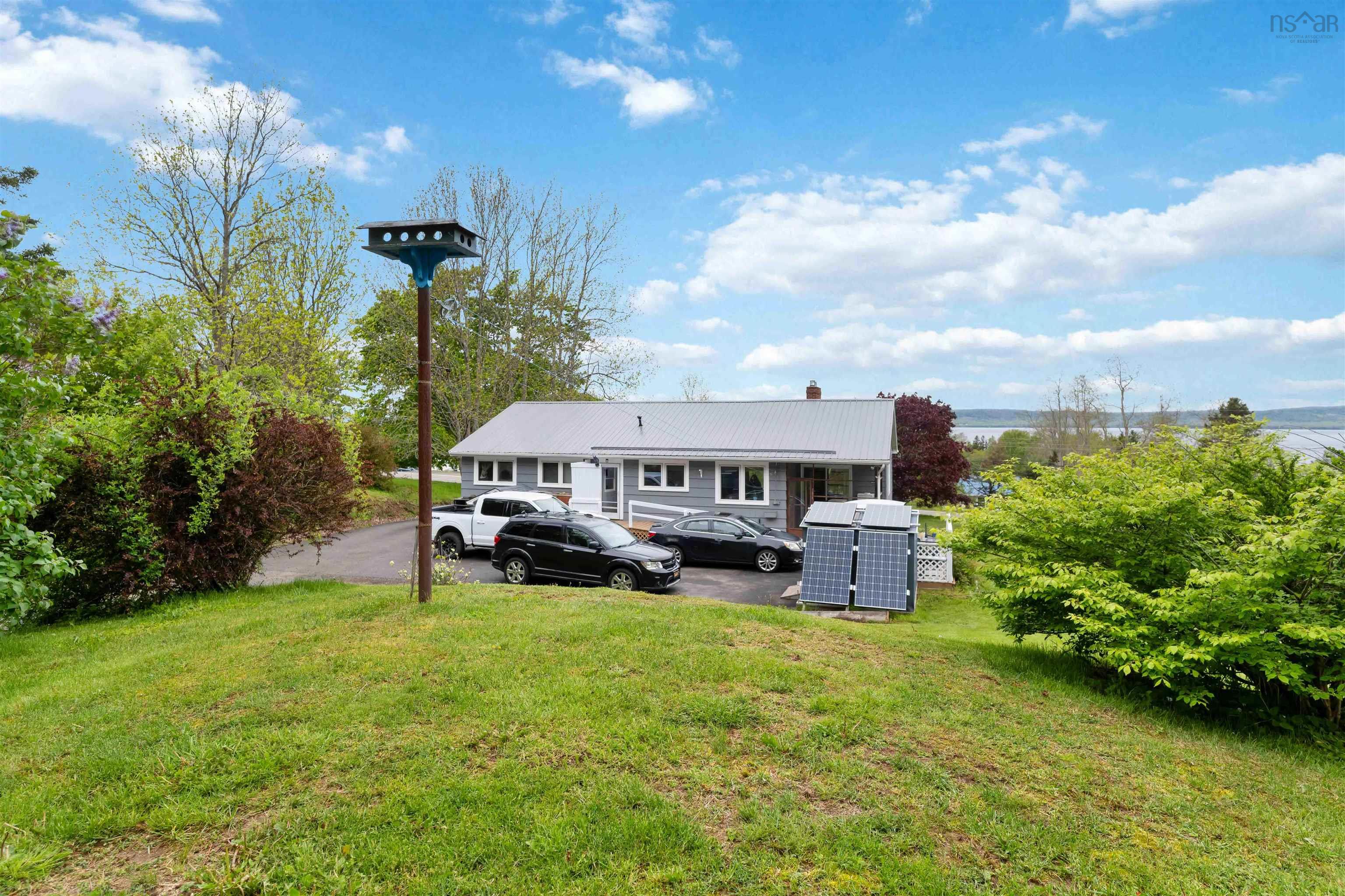 $289,000.00: 700 Highway 1, Deep Brook