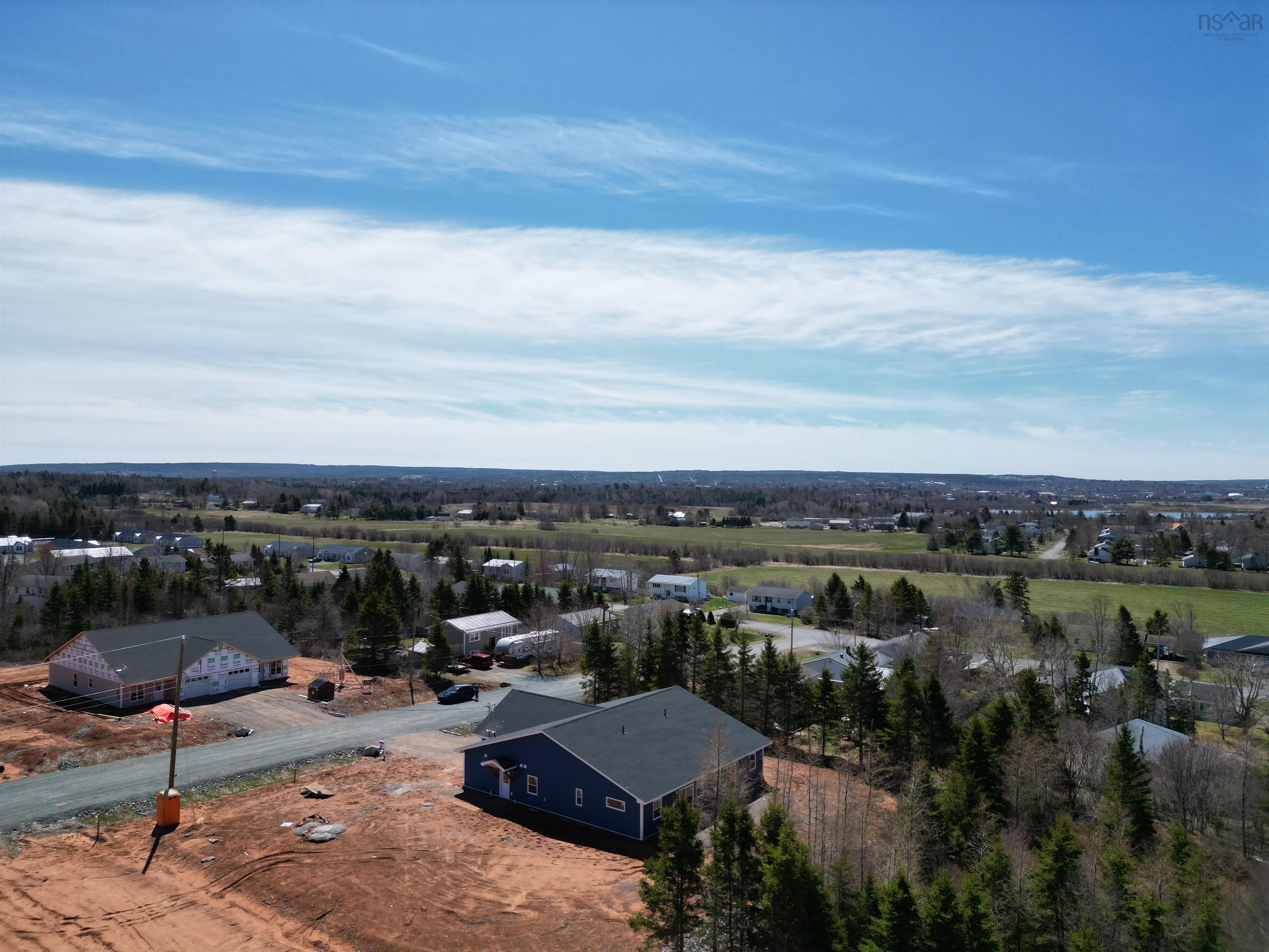 $395,000.00: 27 LONGVIEW Drive, North River