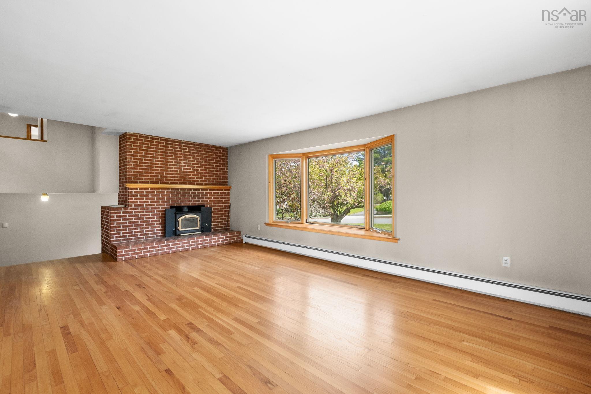 $650,000.00: 46 Kent Avenue, Wolfville