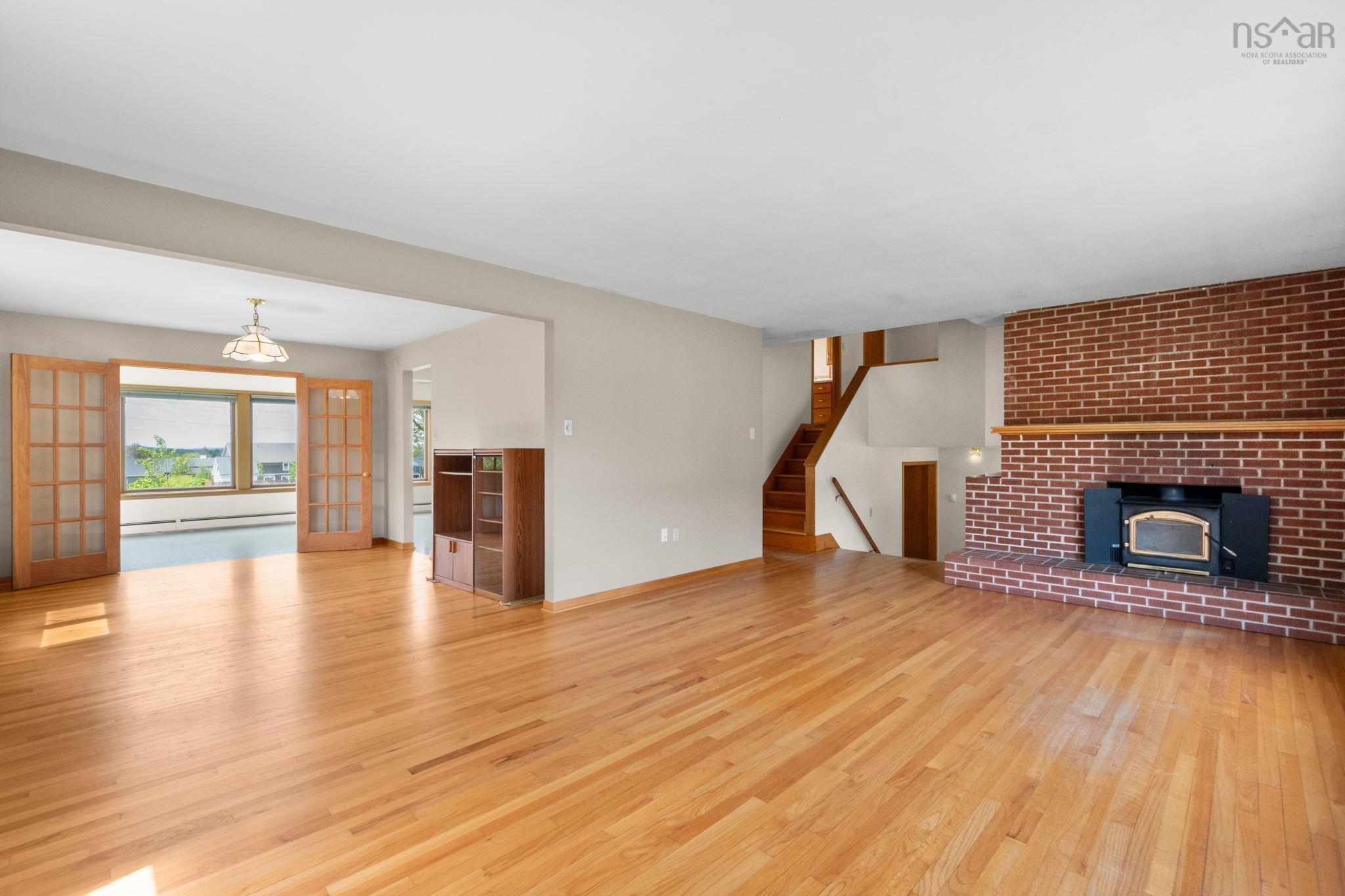 $650,000.00: 46 Kent Avenue, Wolfville