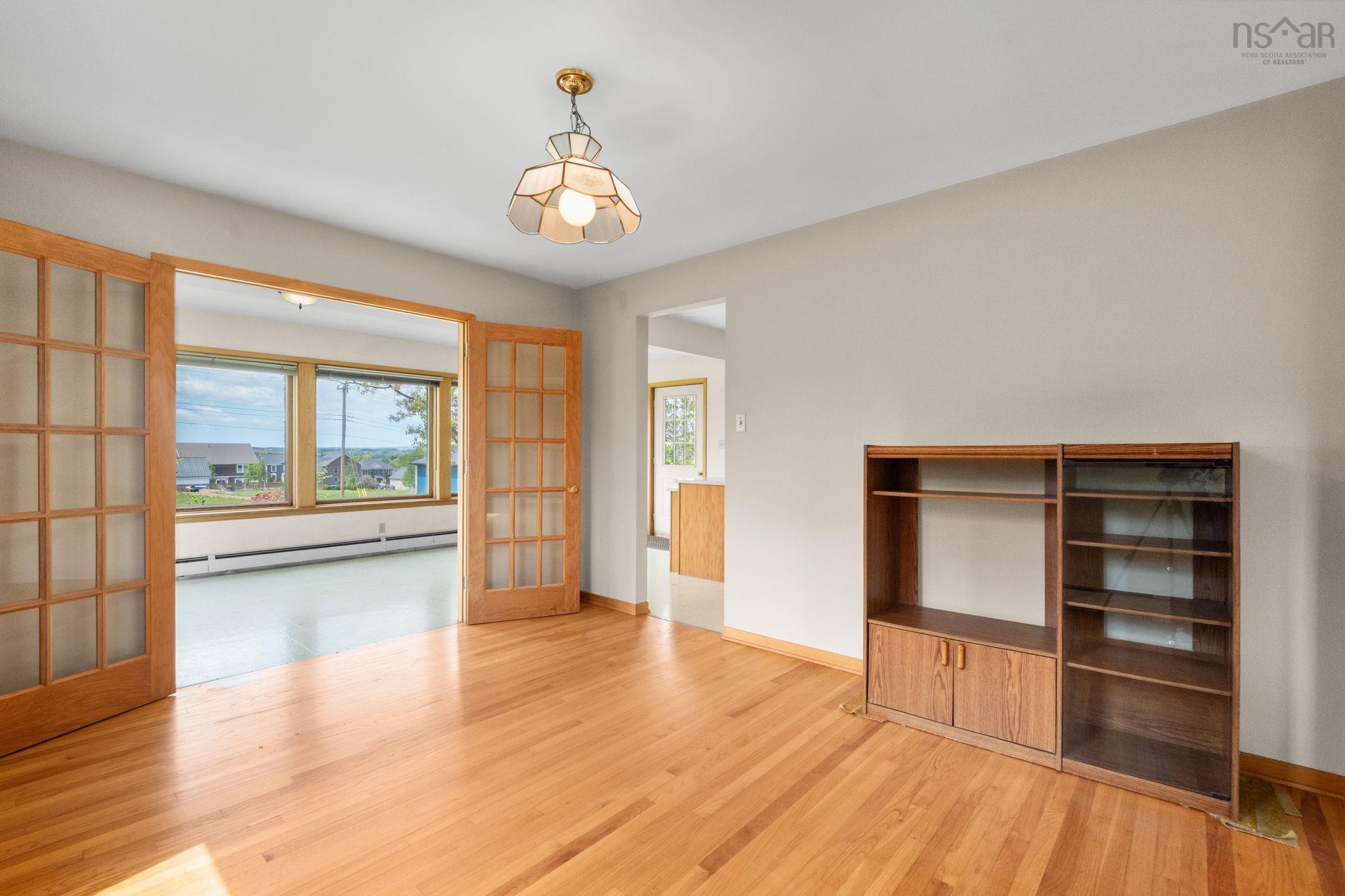 $650,000.00: 46 Kent Avenue, Wolfville