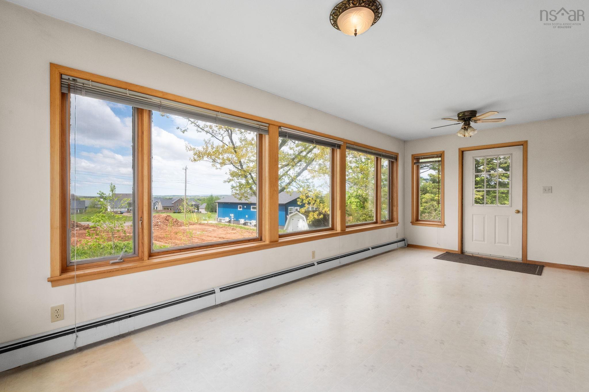 $650,000.00: 46 Kent Avenue, Wolfville