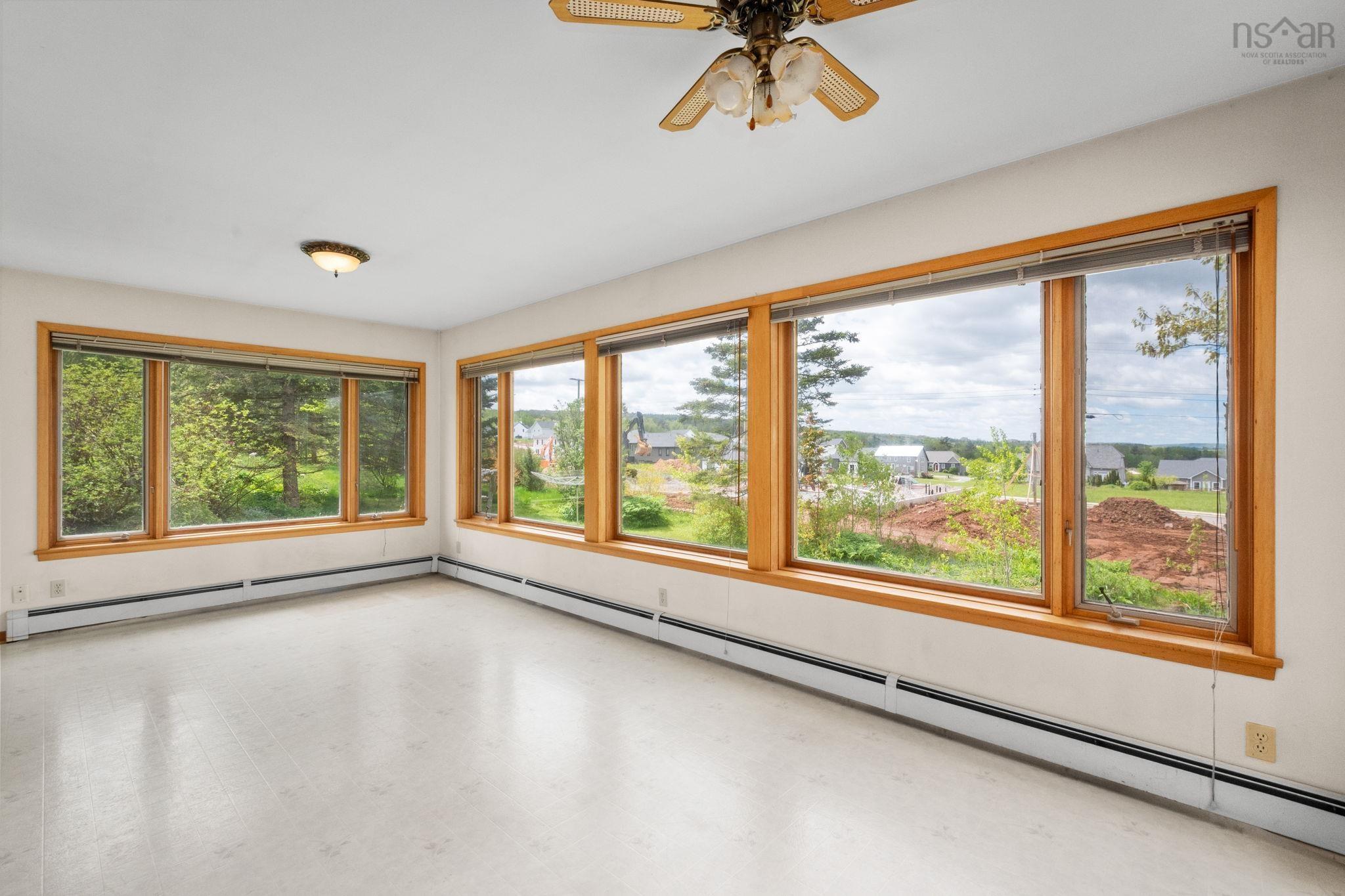 $650,000.00: 46 Kent Avenue, Wolfville