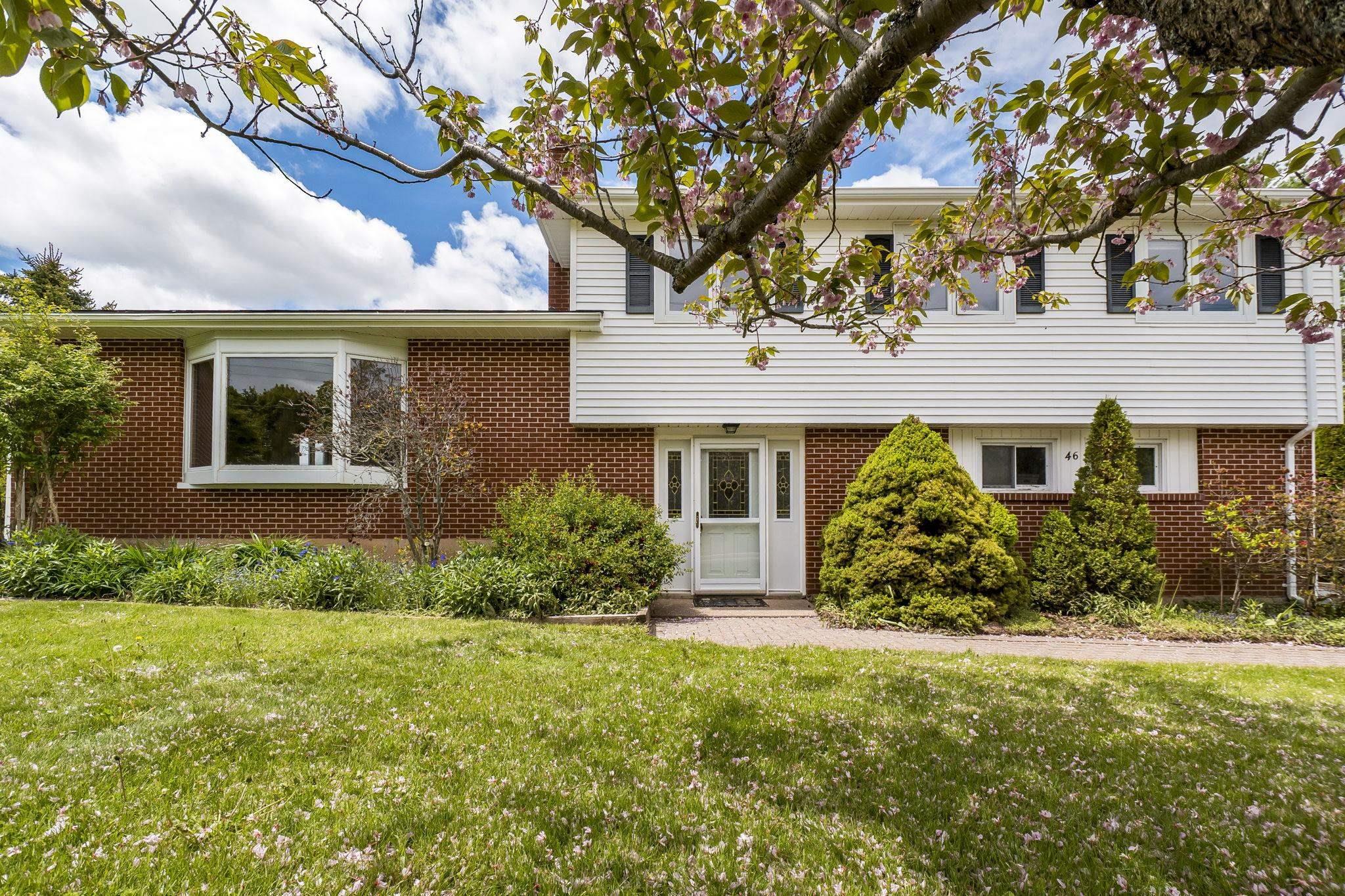 $650,000.00: 46 Kent Avenue, Wolfville