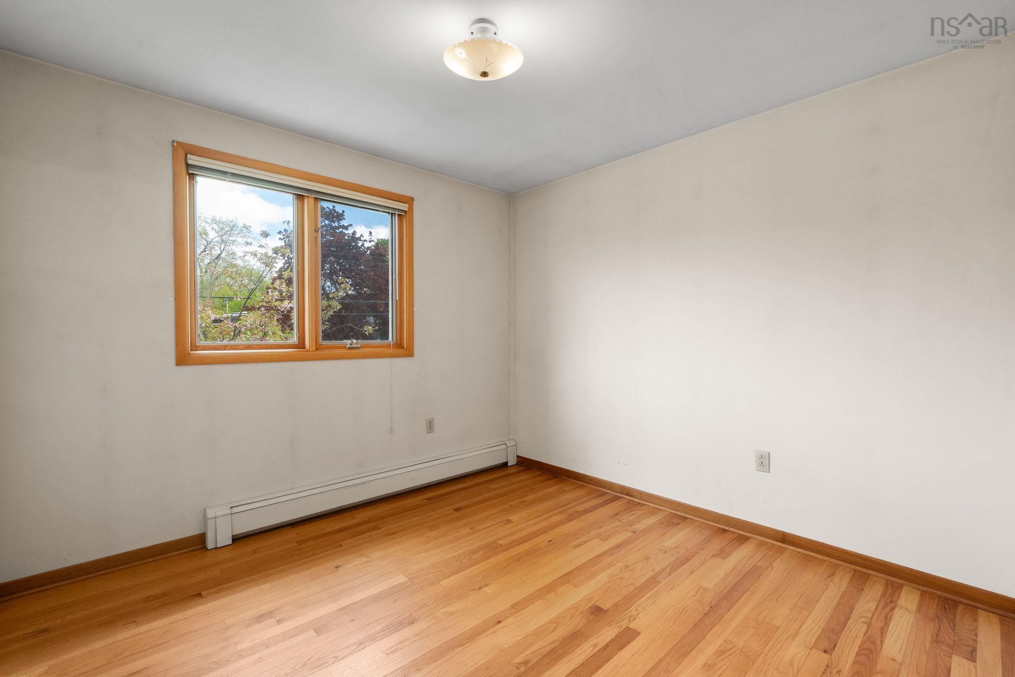 $650,000.00: 46 Kent Avenue, Wolfville