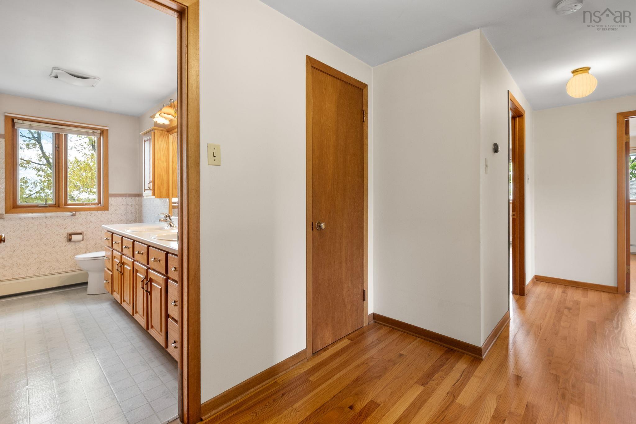 $650,000.00: 46 Kent Avenue, Wolfville