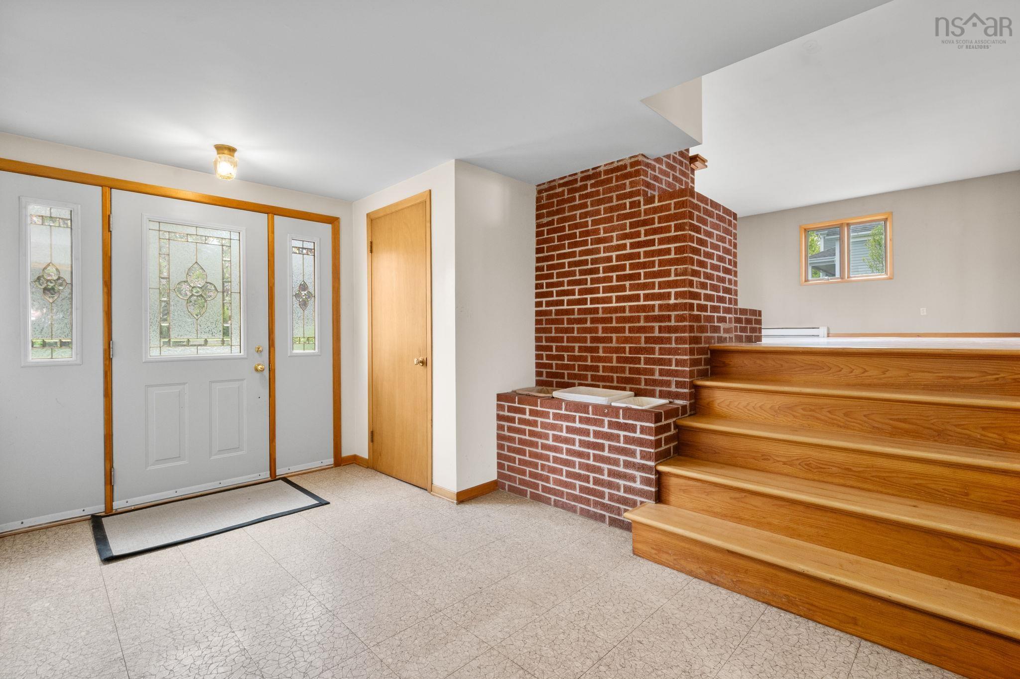 $650,000.00: 46 Kent Avenue, Wolfville