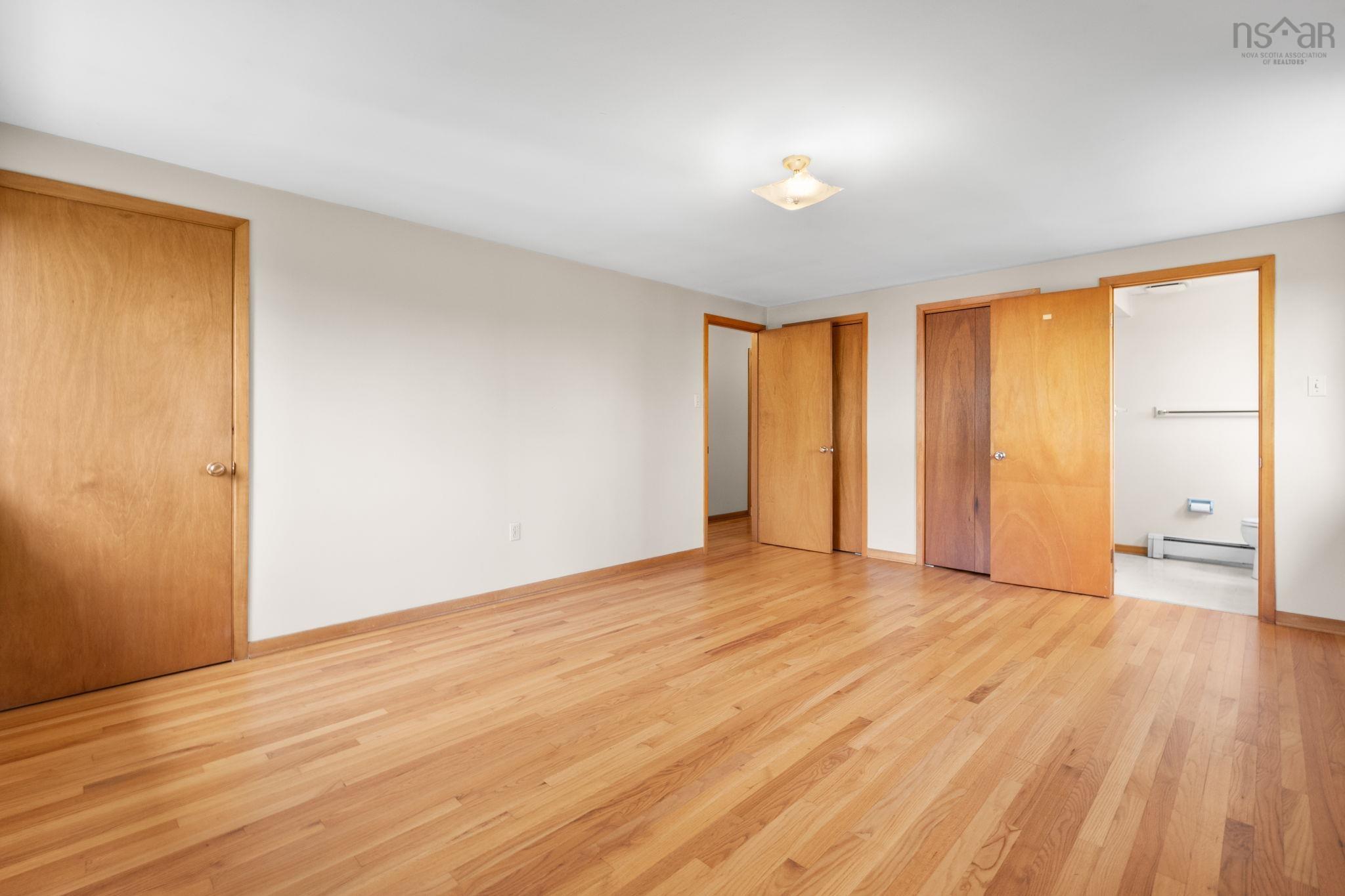 $650,000.00: 46 Kent Avenue, Wolfville