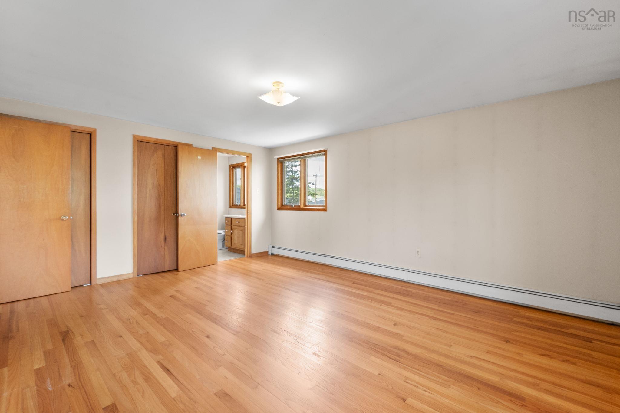 $650,000.00: 46 Kent Avenue, Wolfville
