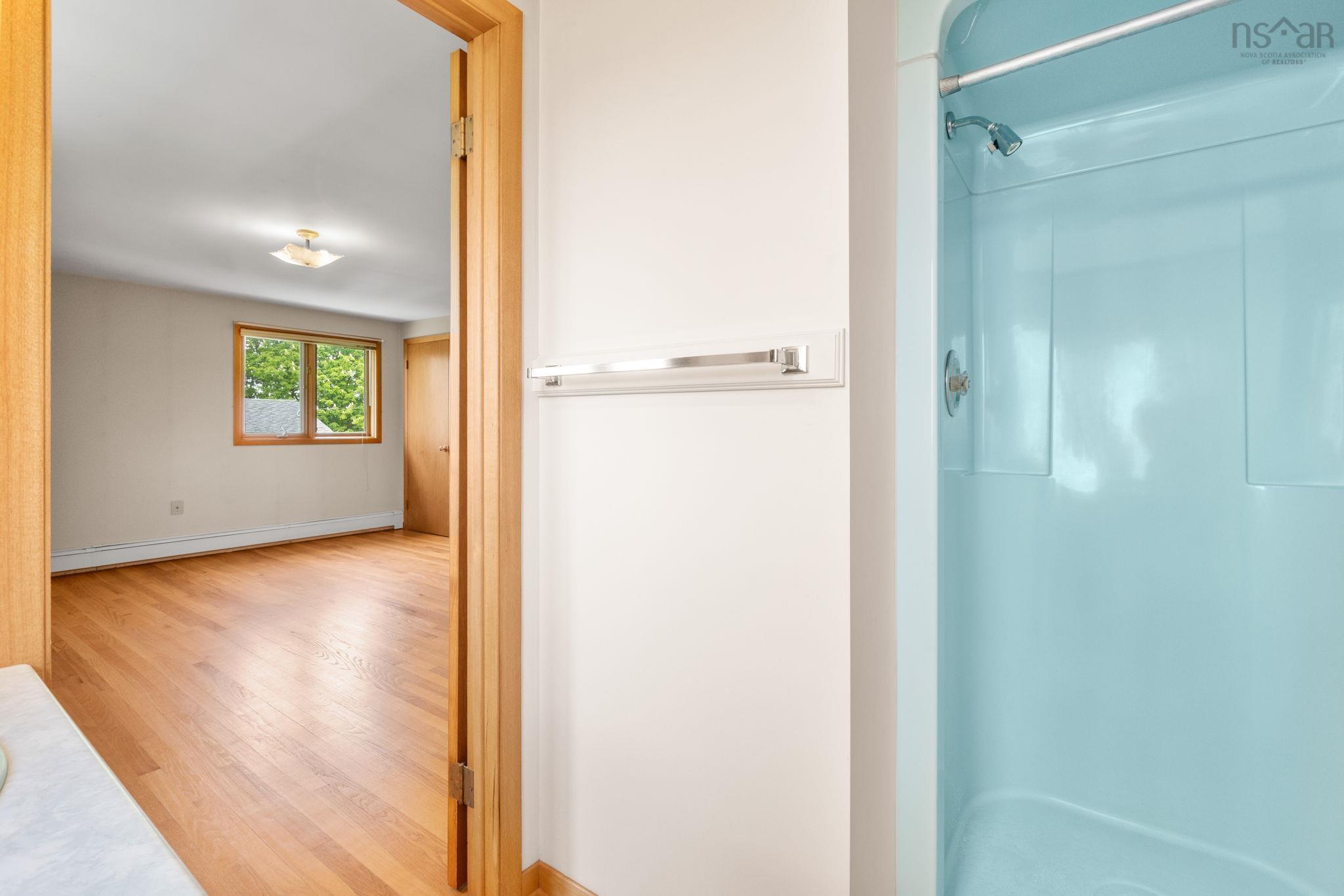 $650,000.00: 46 Kent Avenue, Wolfville