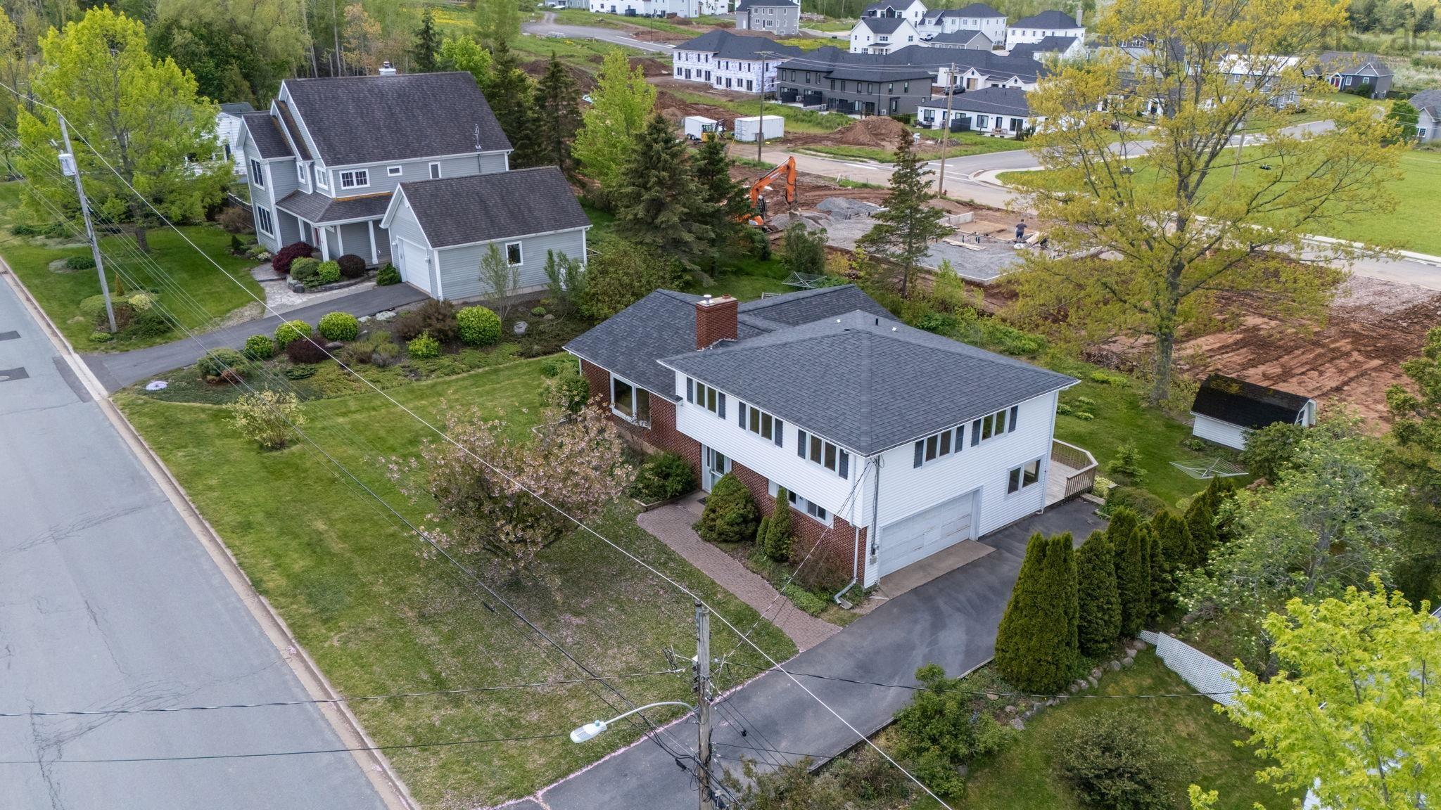 $650,000.00: 46 Kent Avenue, Wolfville