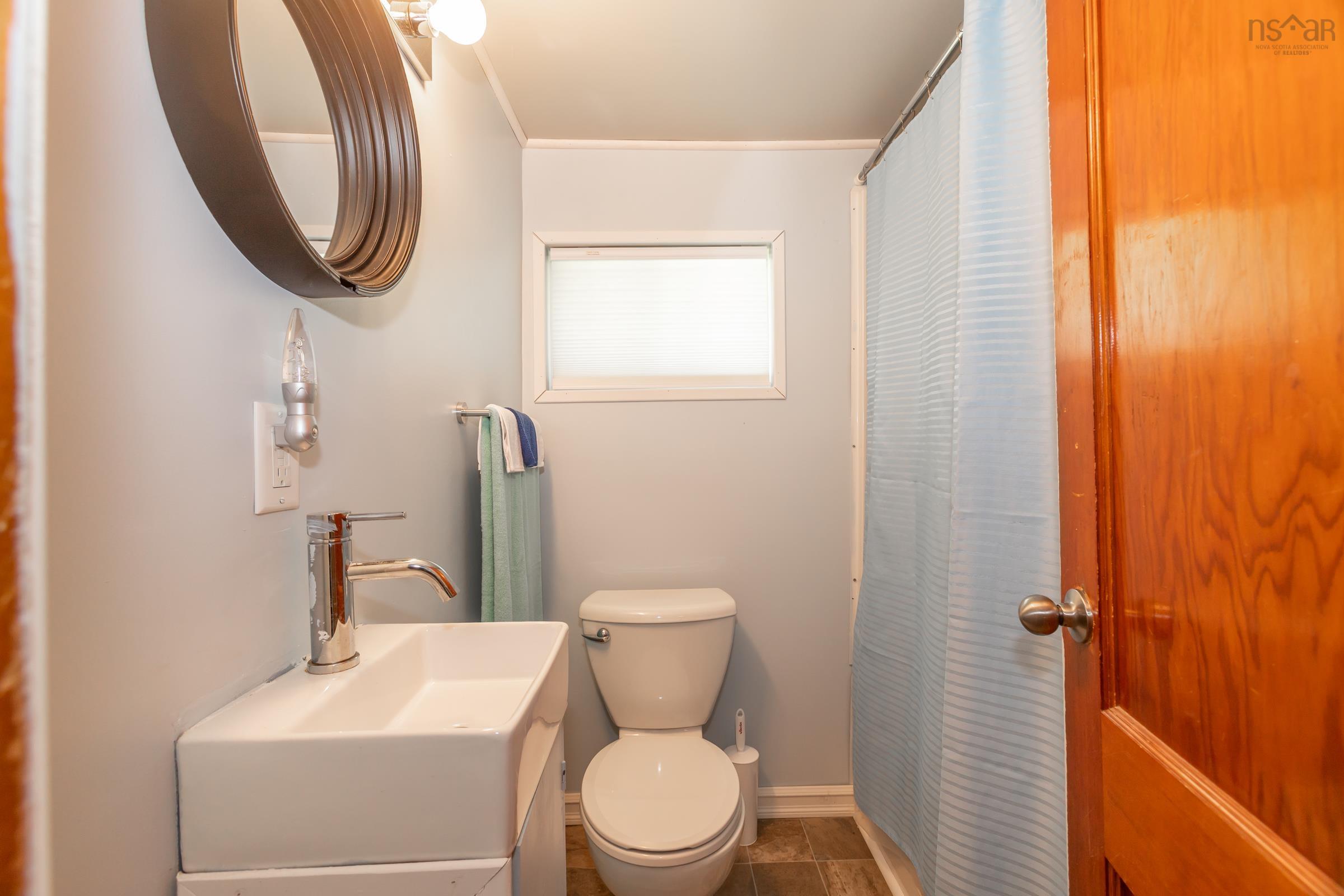 $250,000.00: 1307 Granville Road, Port Wade
