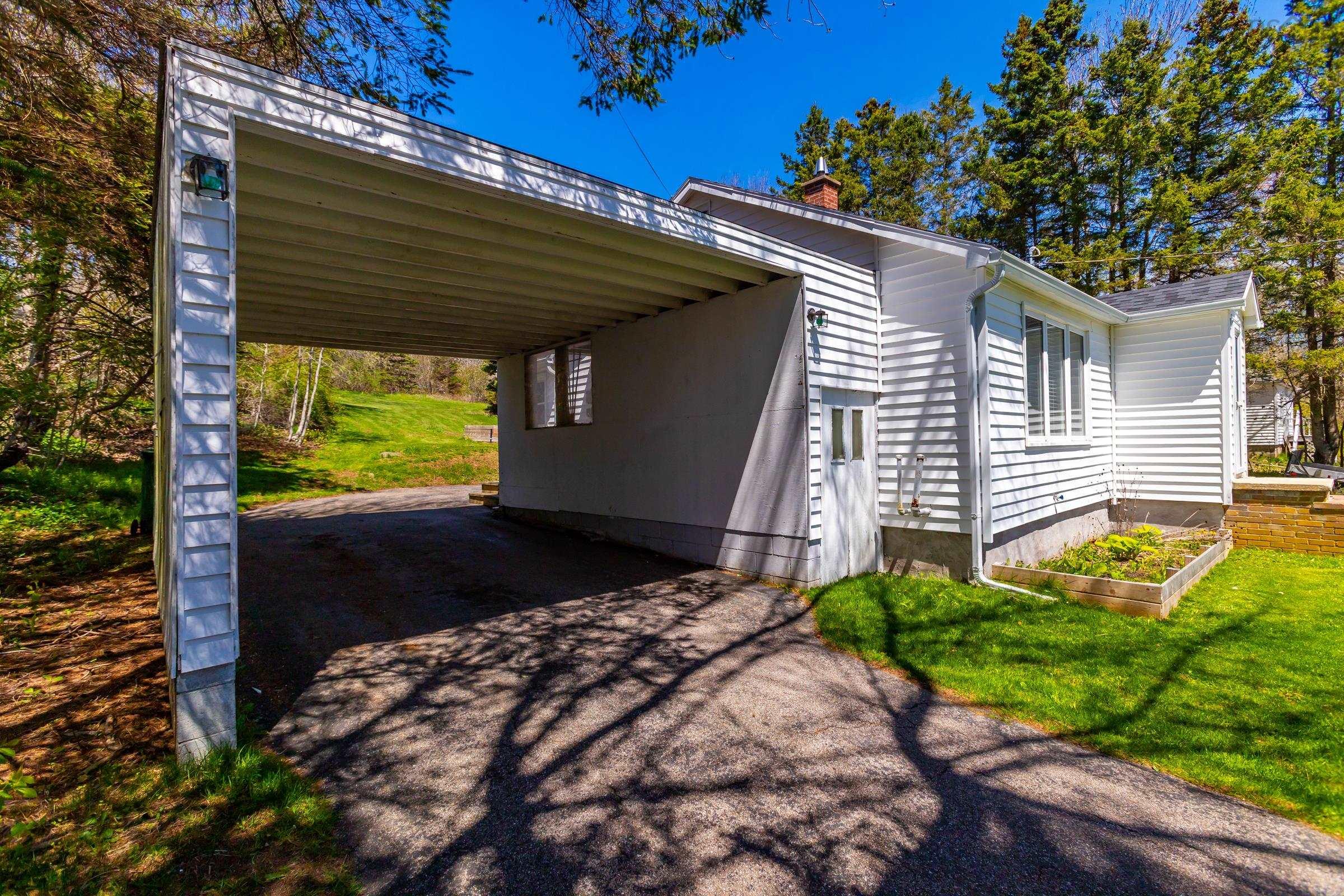 $250,000.00: 1307 Granville Road, Port Wade