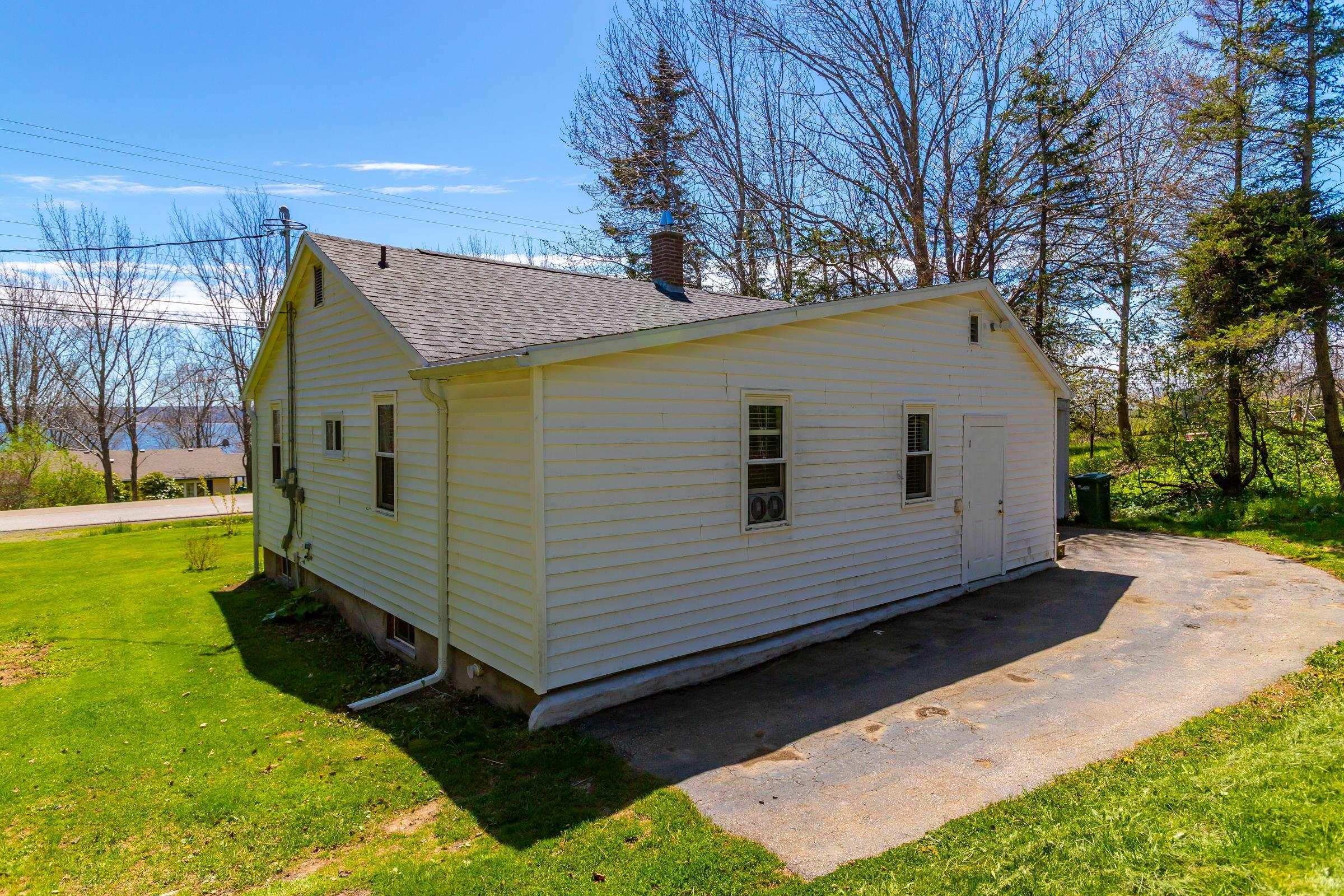 $250,000.00: 1307 Granville Road, Port Wade