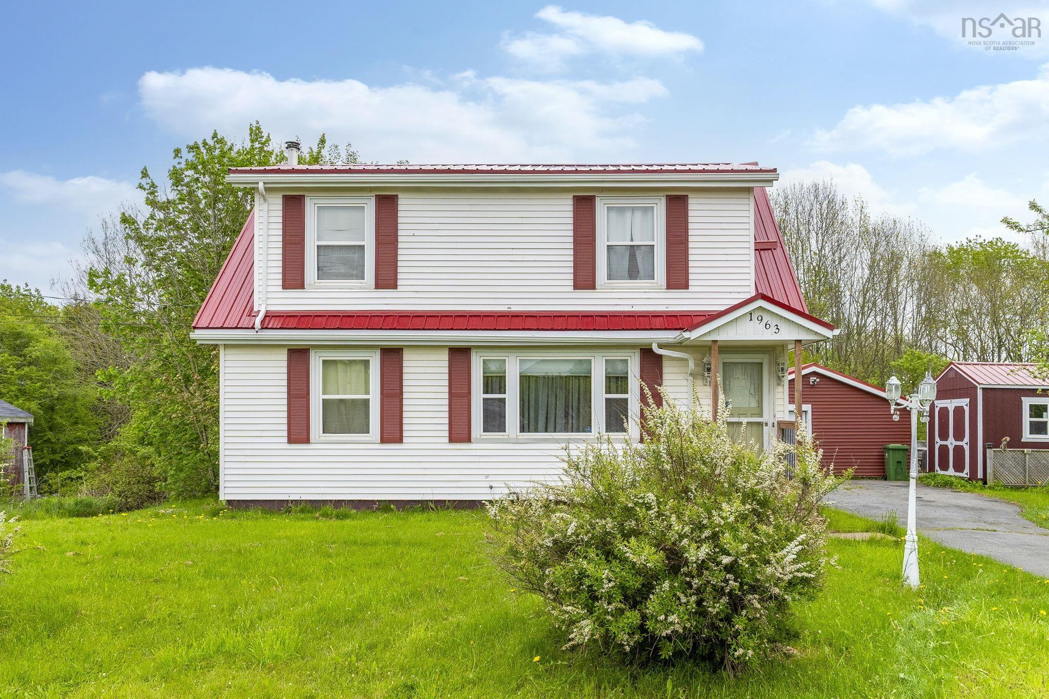 $375,000.00: 1963 Highway 2 Highway, Milford