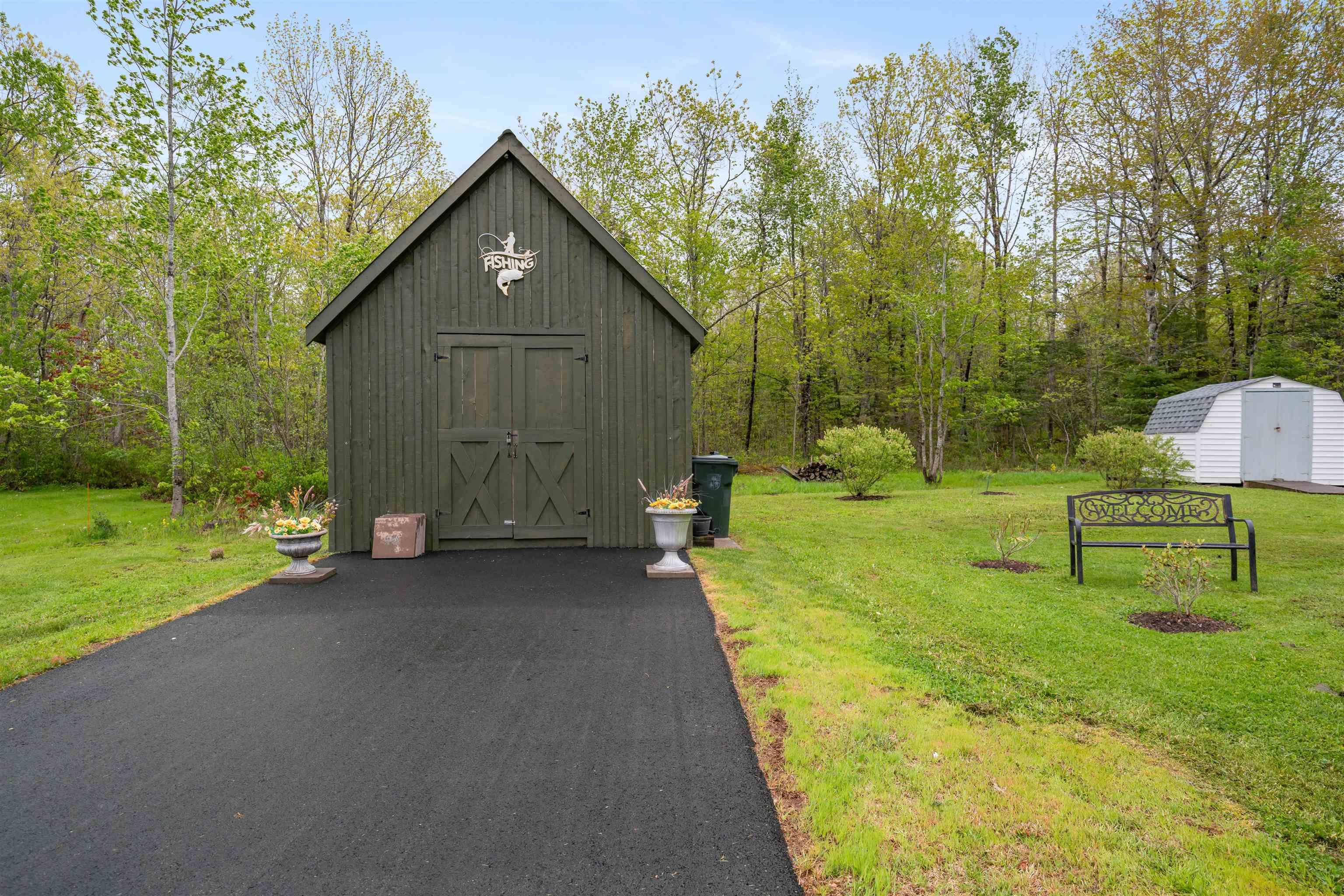 $399,900.00: 2315 Highway 2, Milford