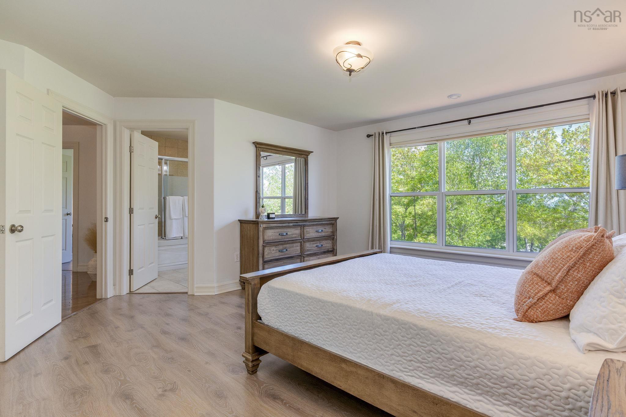 15 Kingsbury Way, Bedford, NS (MLS 202612779)