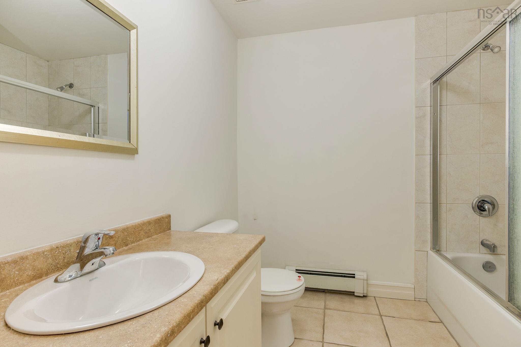 15 Kingsbury Way, Bedford, NS (MLS 202612779)