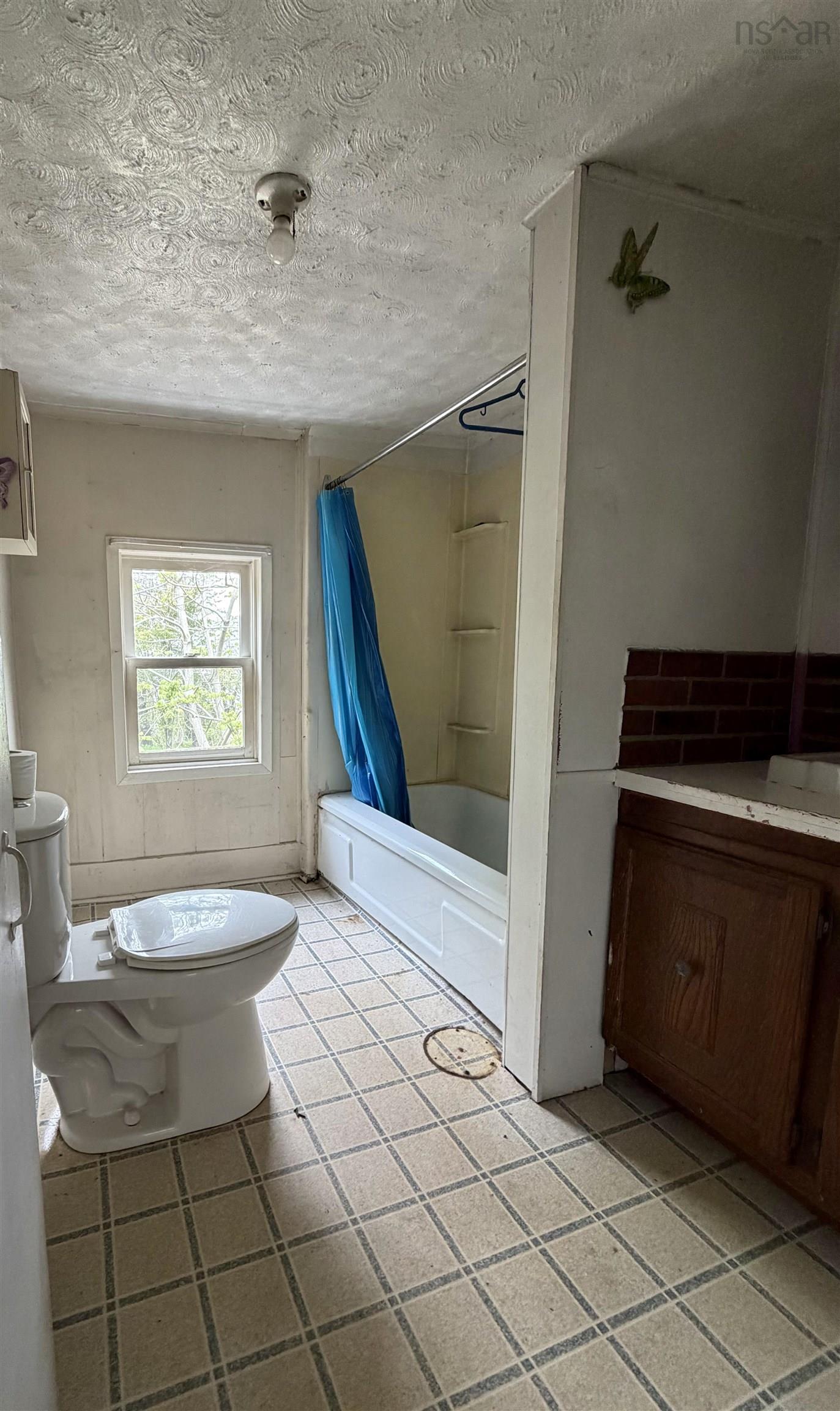 $146,500.00: 8721 Highway 101, Brighton