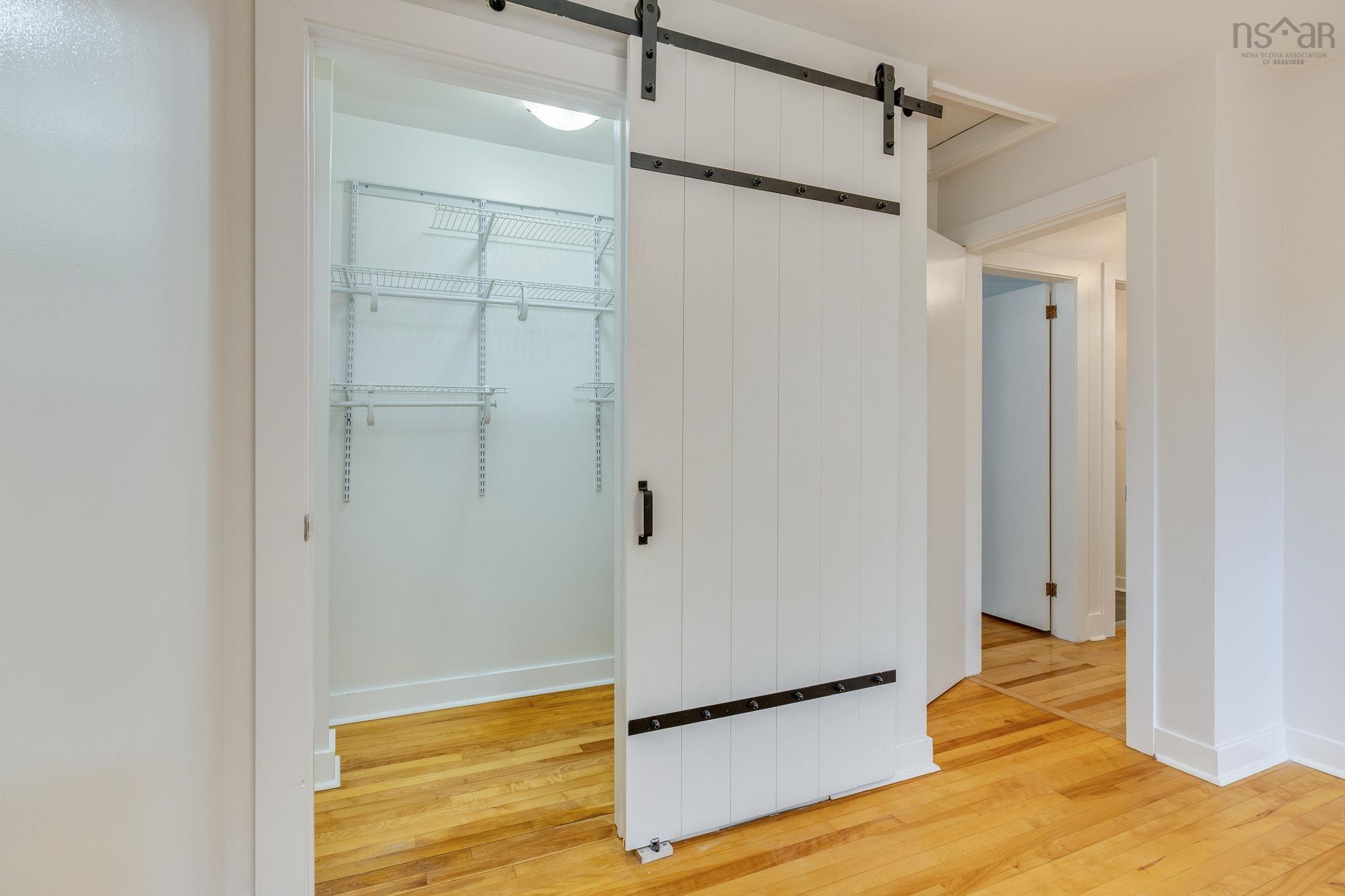 $598,988.00: 33 Southill Drive, Clayton Park